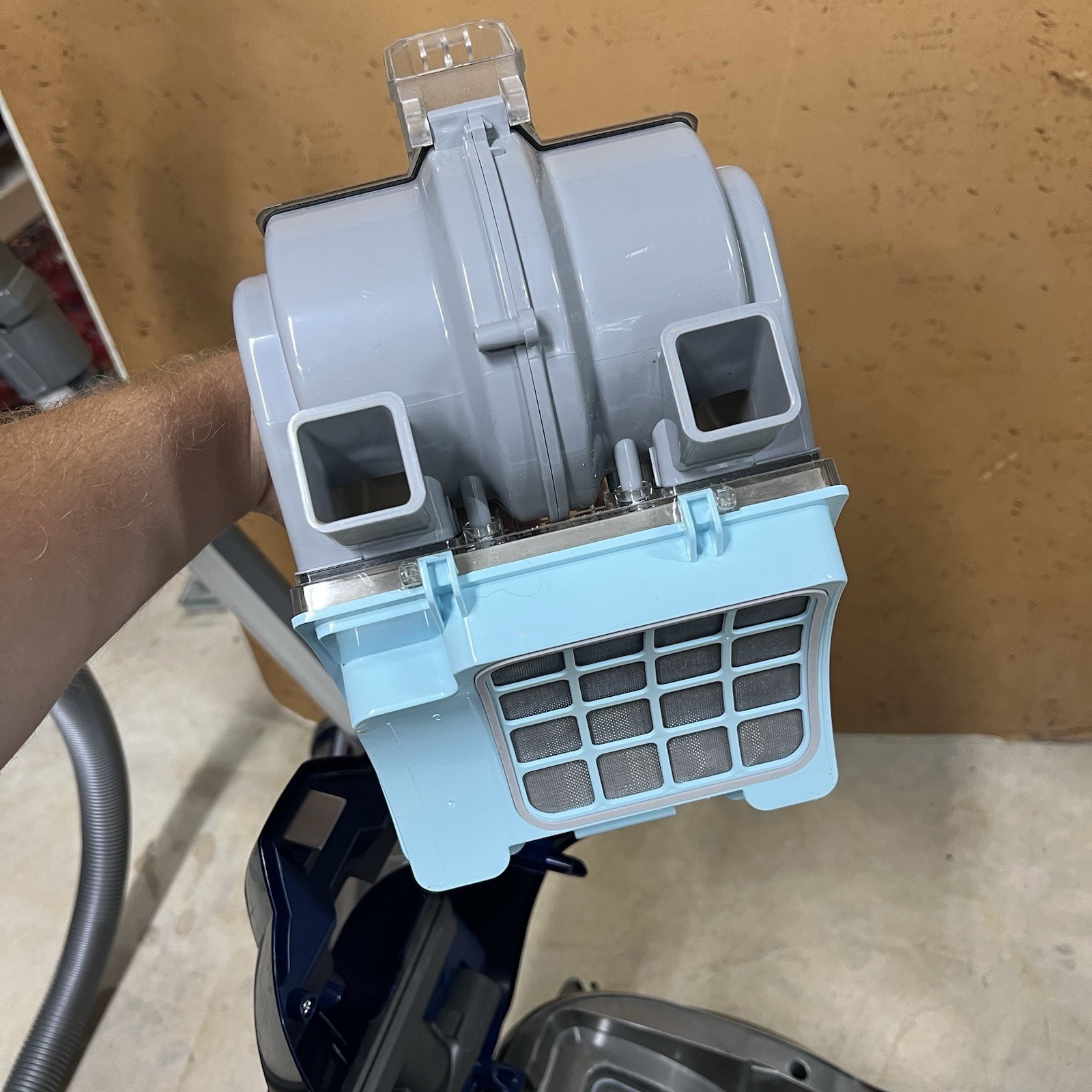 LG KOMPRESSOR Canister Vacuum Cleaner Blue Bagless Tested