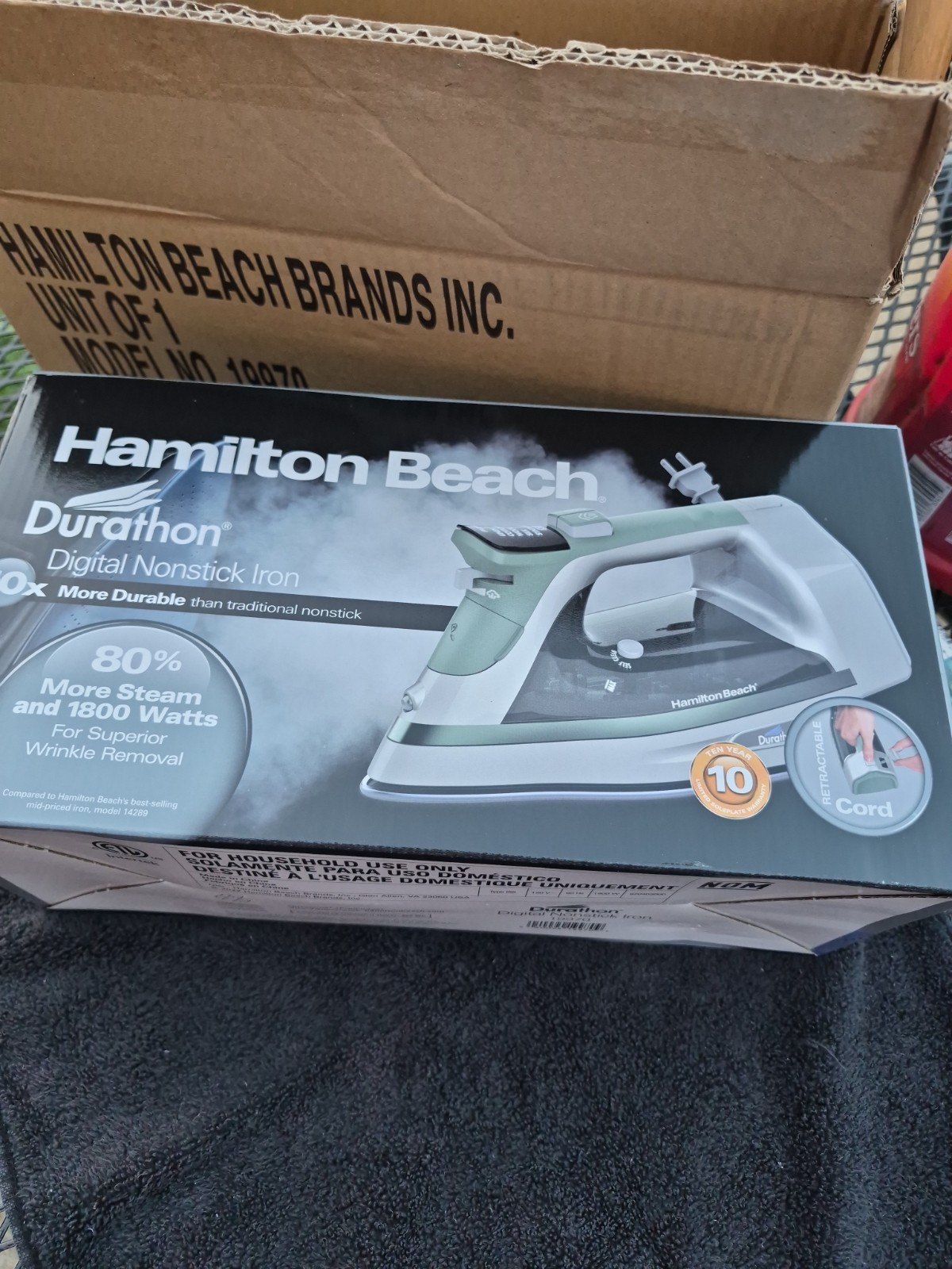 Hamilton Beach 19902R 1700W Digital Iron with Retractable Cord