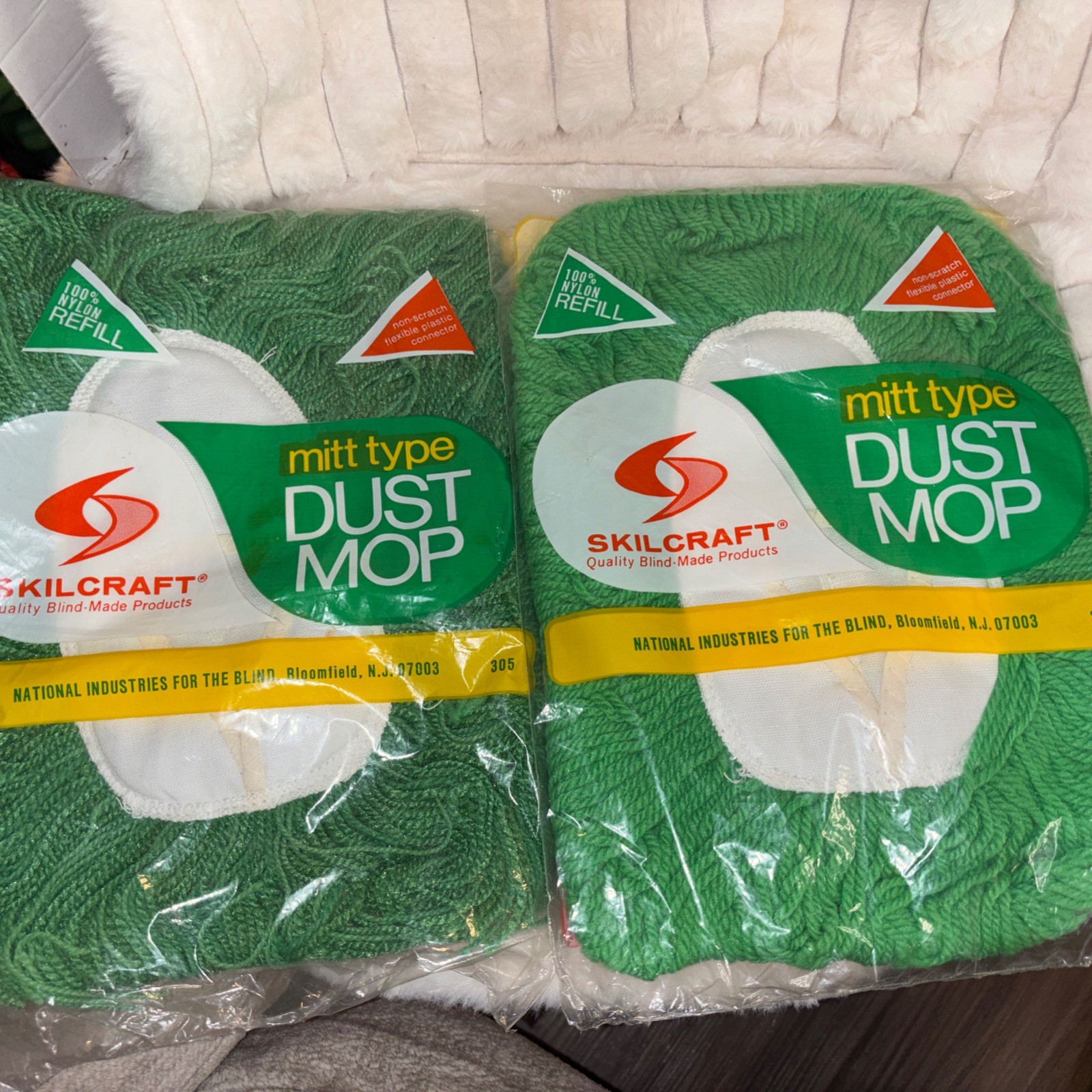2 Pack Vintage Green Yarn Dust Mop Pad Refills – New Old Stock Sealed