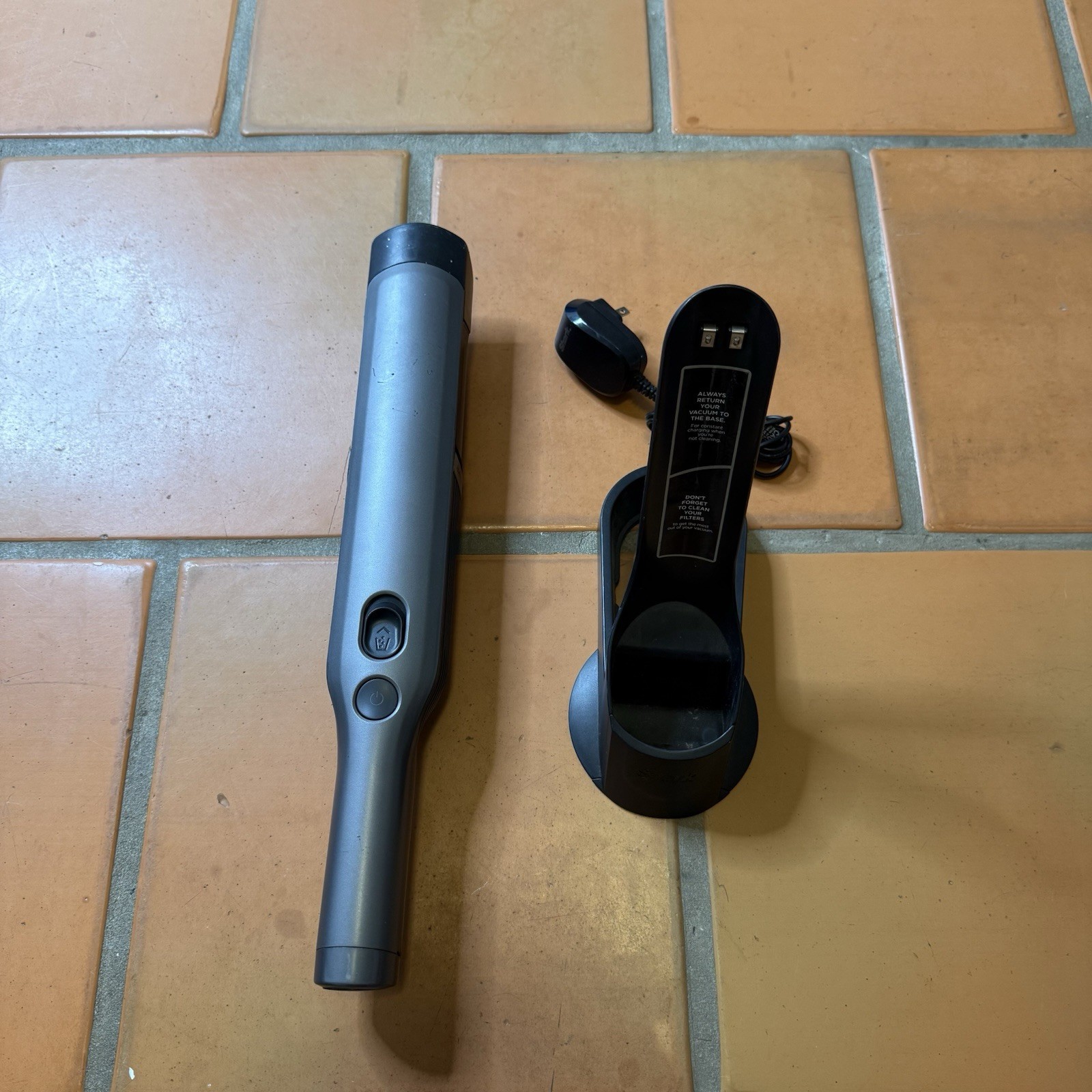 Shark WV201 WANDVAC Handheld Vacuum Lightweight at1.4 Pounds w/ Powerful Suction