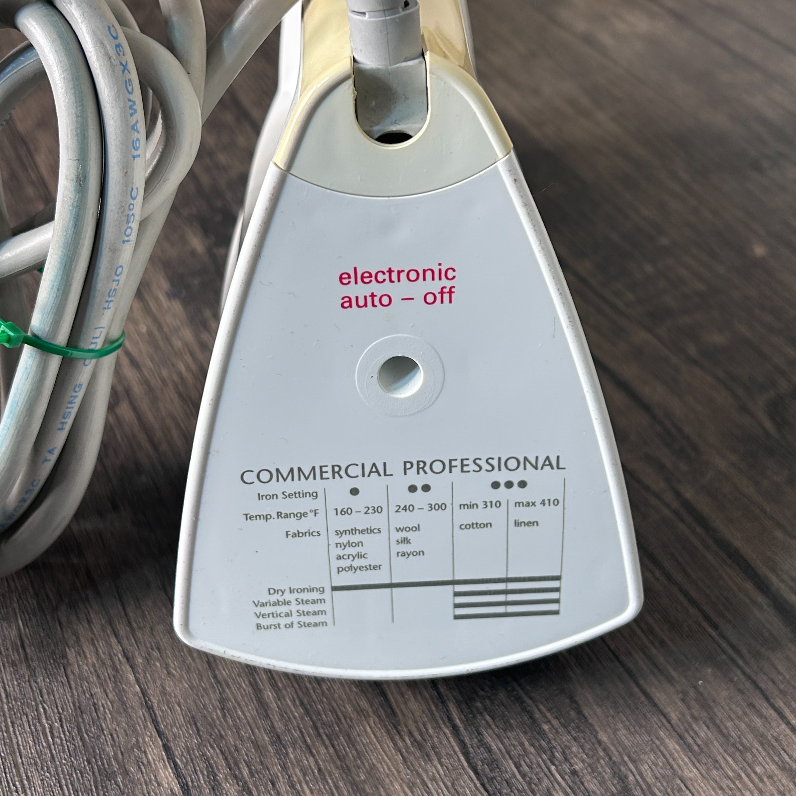 ROWENTA Commercial Professional Steam Iron DE 880 Germany INOX 1400 Watts 4641