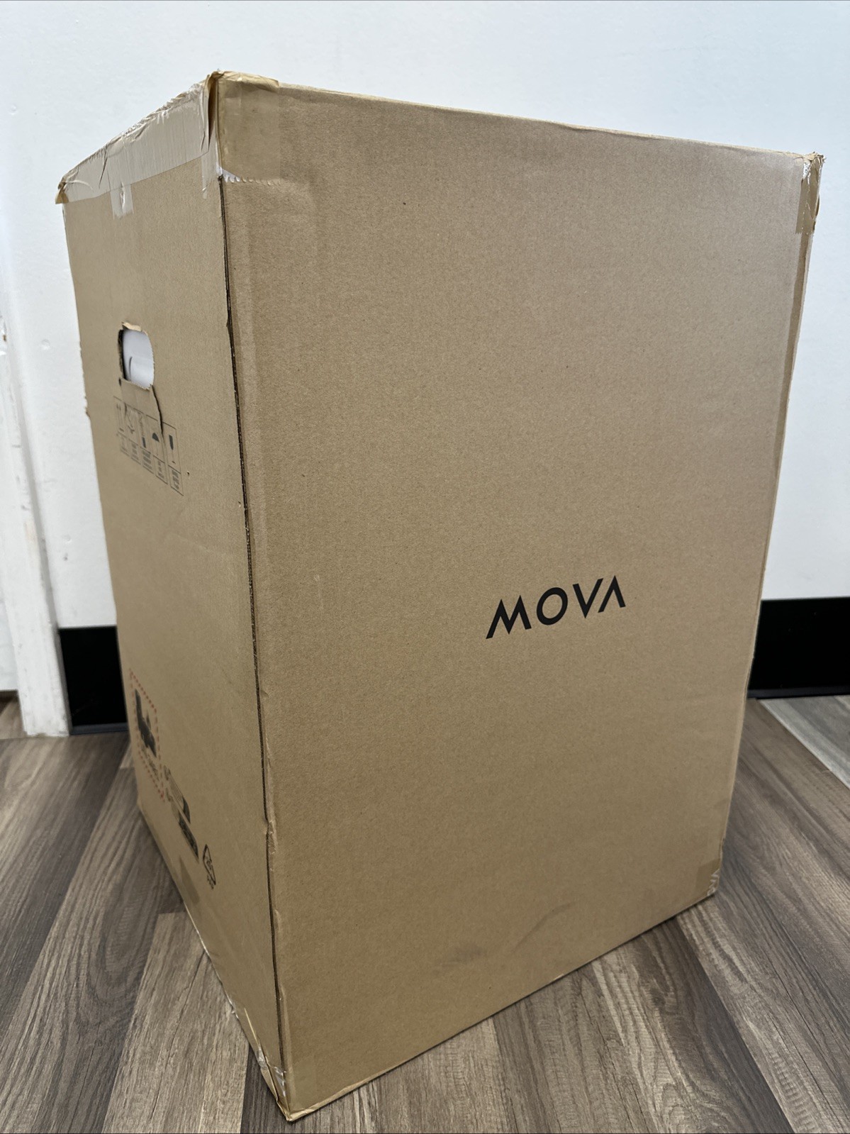 Mova P10 Pro Ultra Robot Vacuum and Mop 13,000Pa Suction – 140°F Hot Water – NEW
