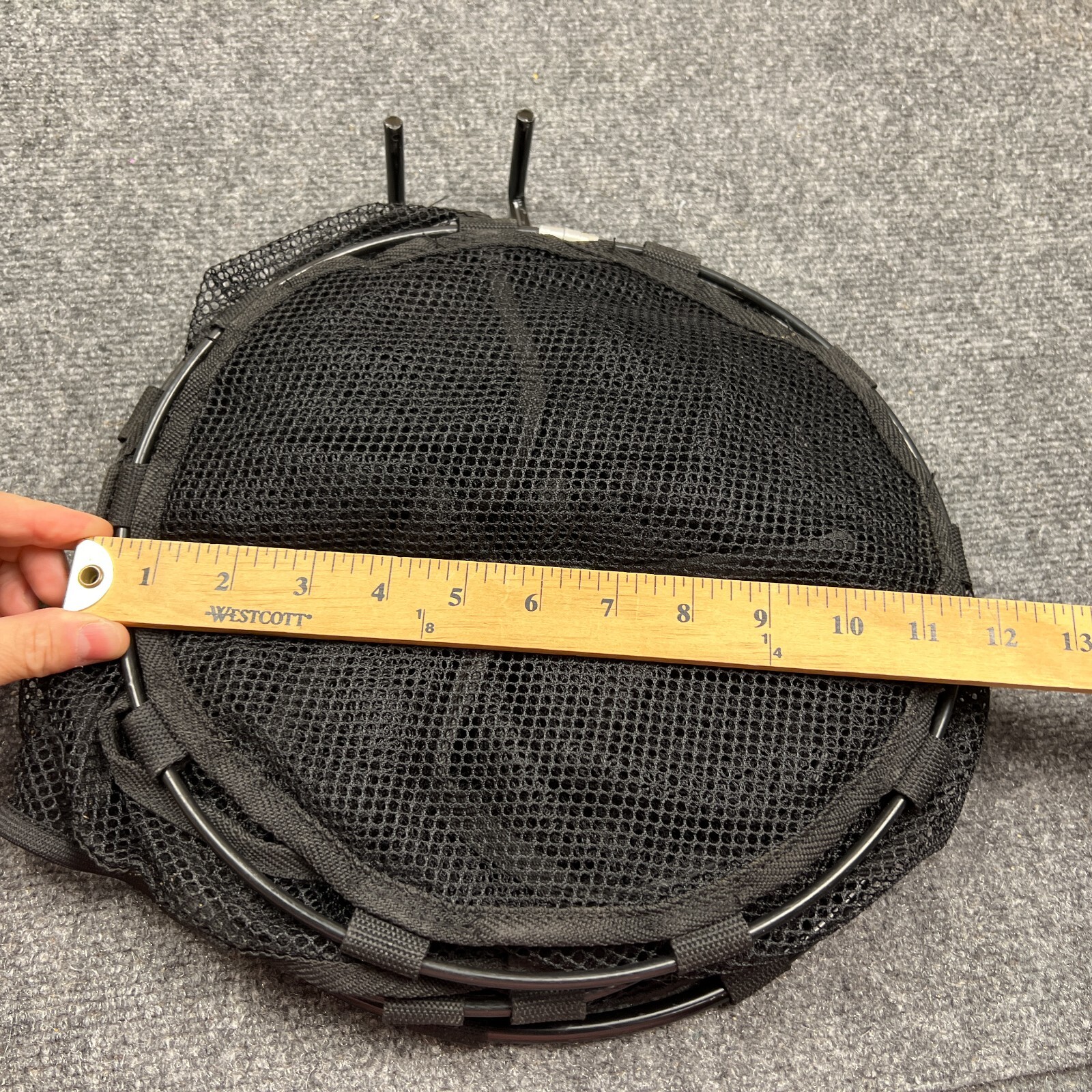 Hanging Vertical Mesh Garage Ball Storage Net Metal Hook 11″ X 40″ 3 Compartment
