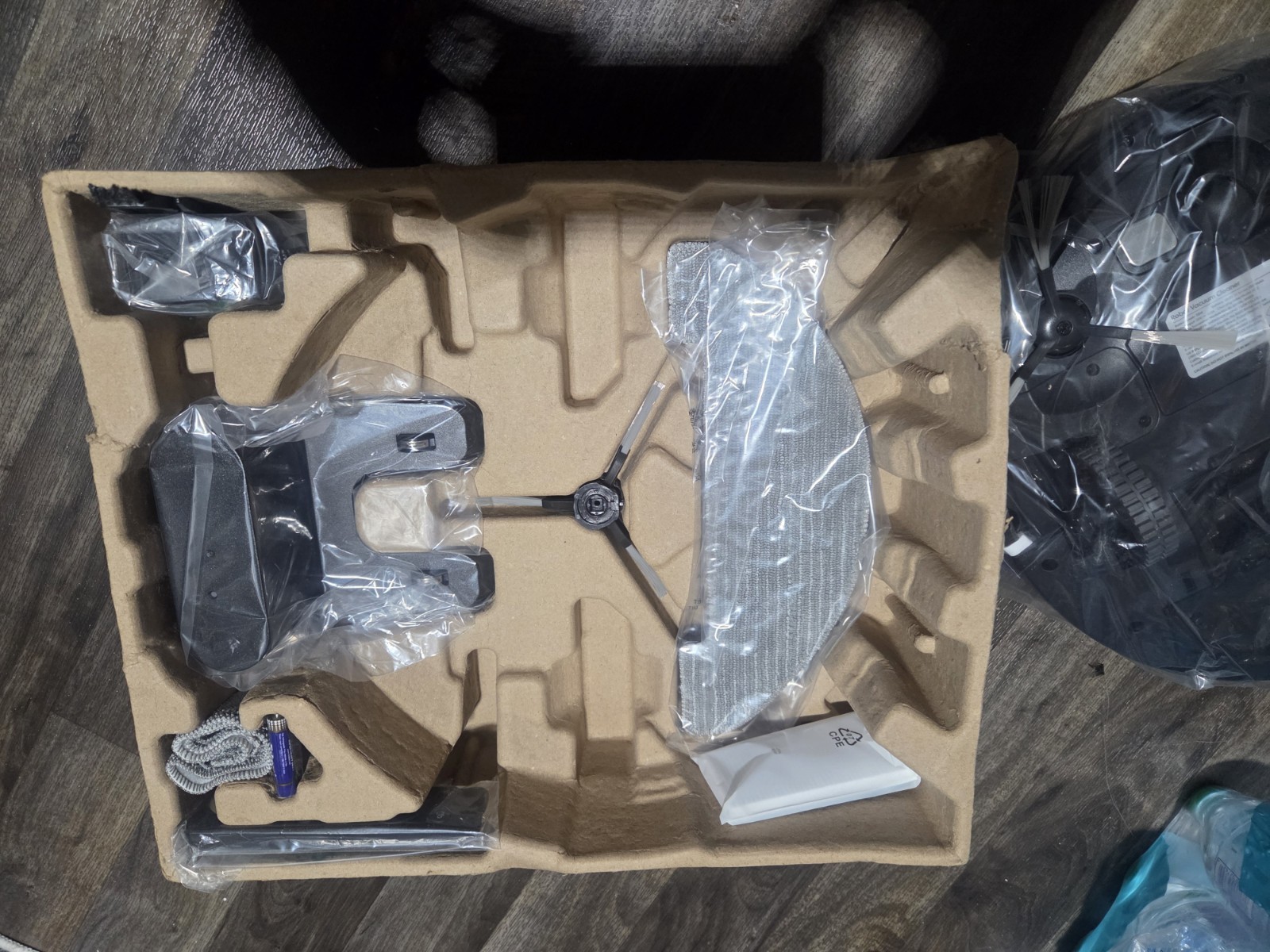 H22 Robot Smart Mopping/vacuum Cleaner