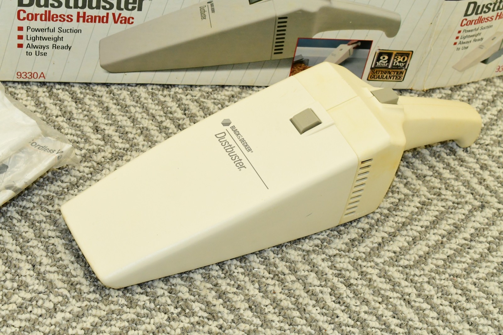 Vintage Black & Decker Dustbuster Vac Vacuum 9330A w/ Box + Manual – NO CHARGER