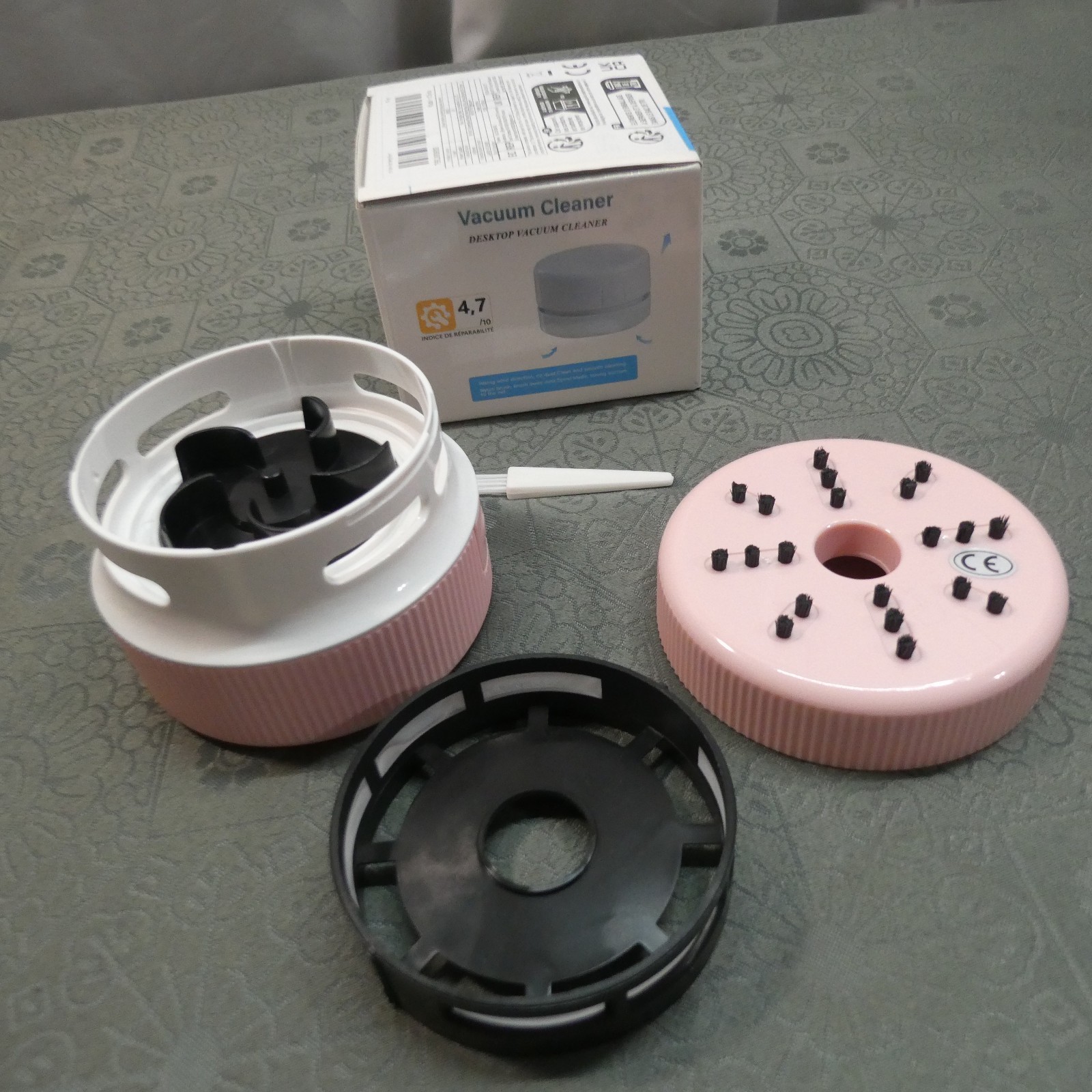 Mini Desktop Vacuum Cleaner Battery Powered Table Dust Crumb Cleaner Pink New
