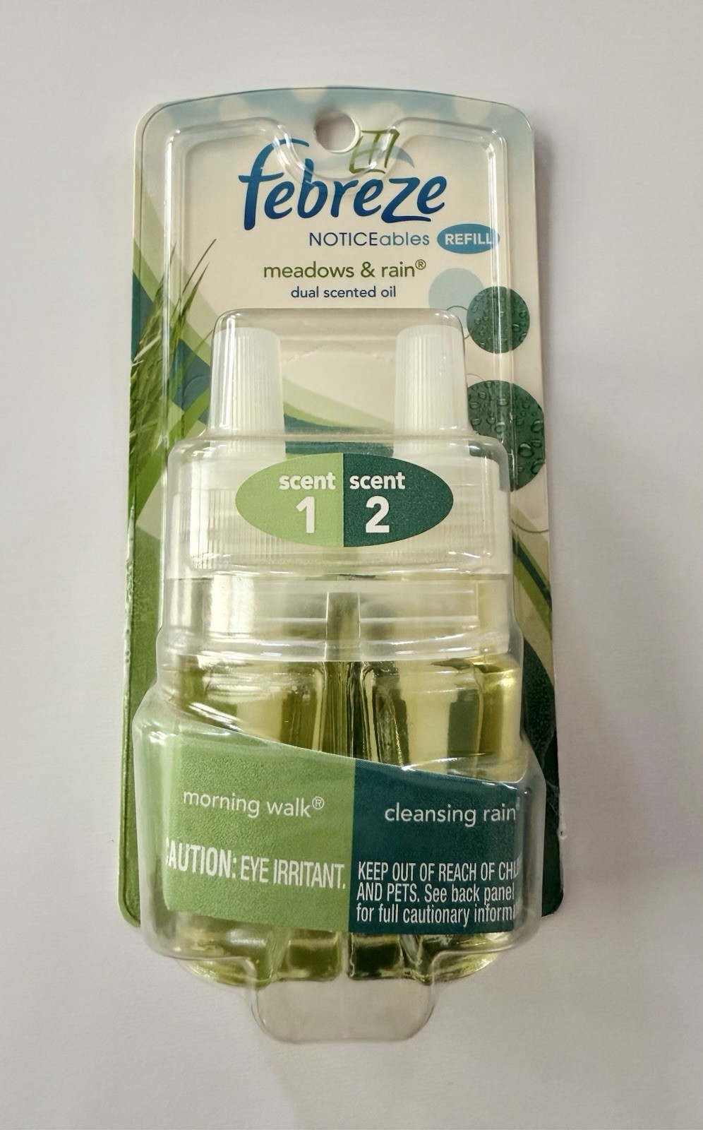 Febreze Noticeables Linen & Sky Dual Scented Oil Air Freshener Refill .87oz NIP