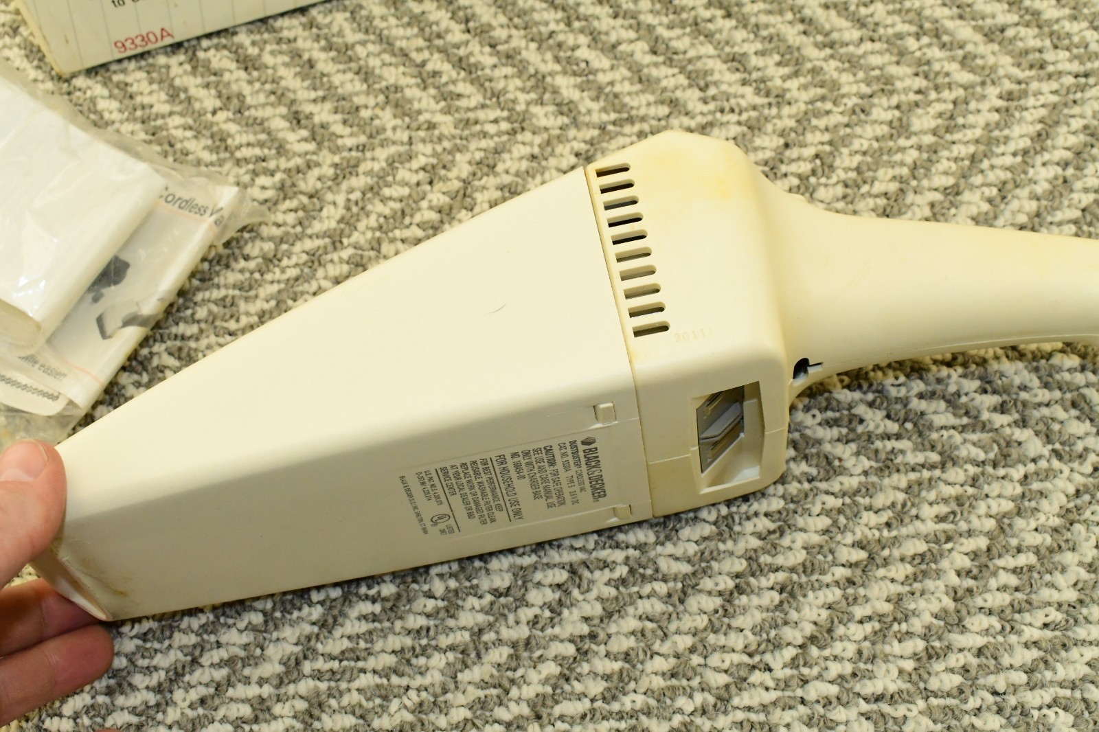 Vintage Black & Decker Dustbuster Vac Vacuum 9330A w/ Box + Manual – NO CHARGER