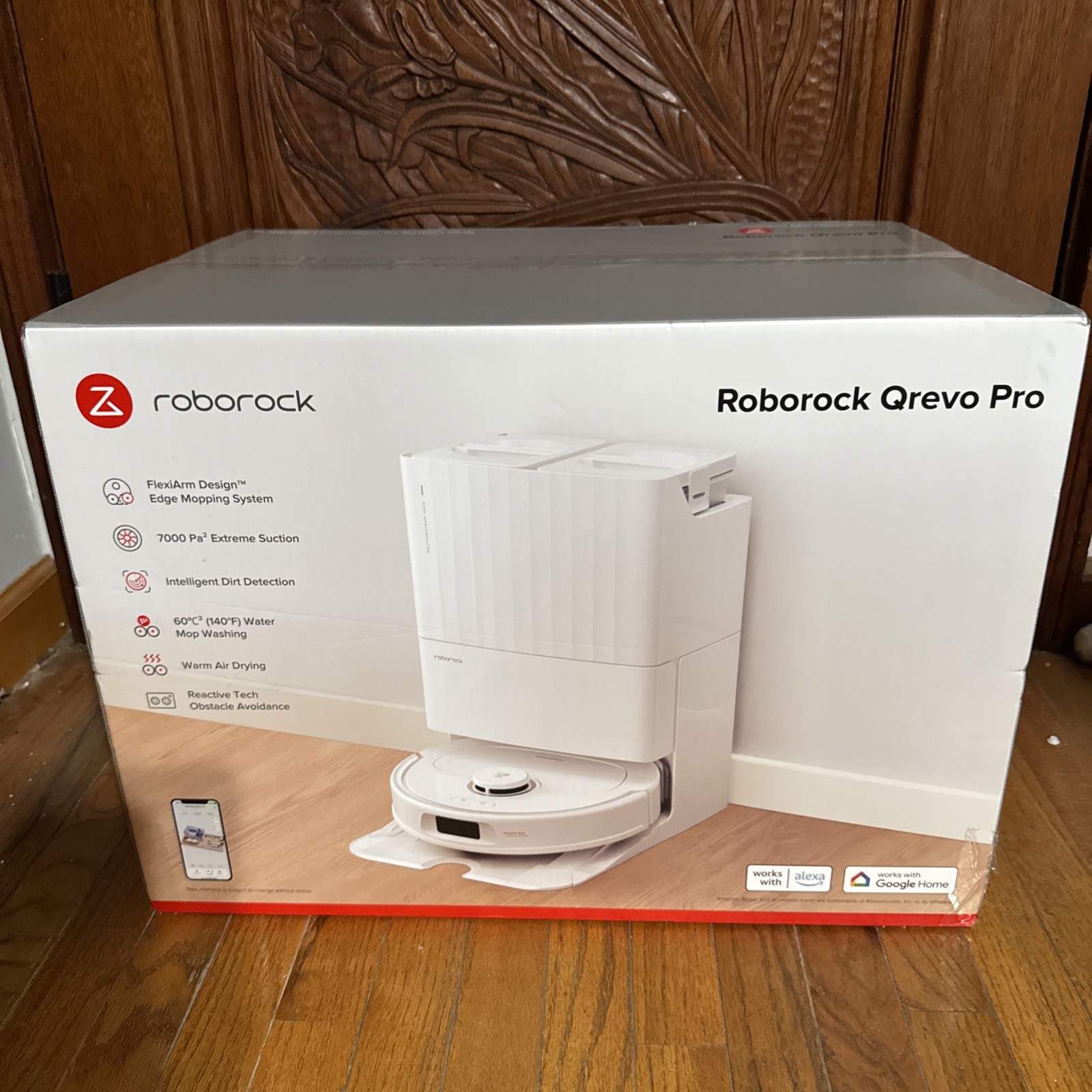 Roborock Qrevo Pro Intelligent Robot Vacuum & Mop w/ FlexiArm Edge Mop -New!