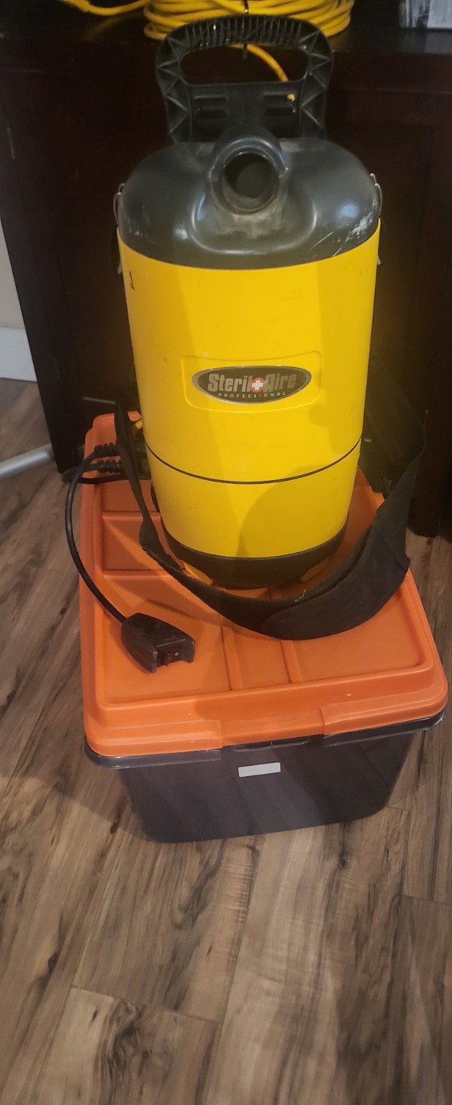 Sterilaire SBP100 Commercial Backpack Vacuum 1400 Watt HEPA ( Tested & Working)