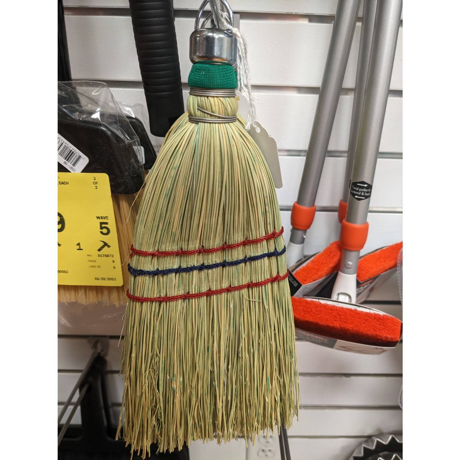 Lehman’s Amish-Made Whisk Broom, Authentic Corn Straw, Metal Hanging Hook, 11 in