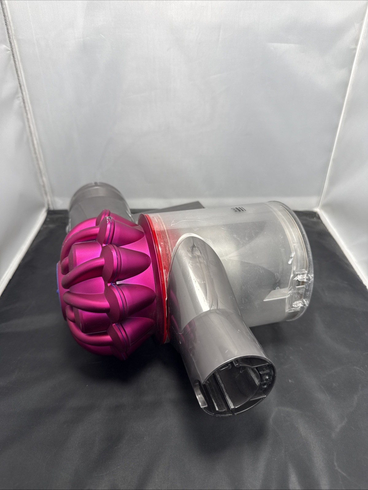 Dyson V7 Trigger Handheld Cordless Vacuum Tested Working No Battery
