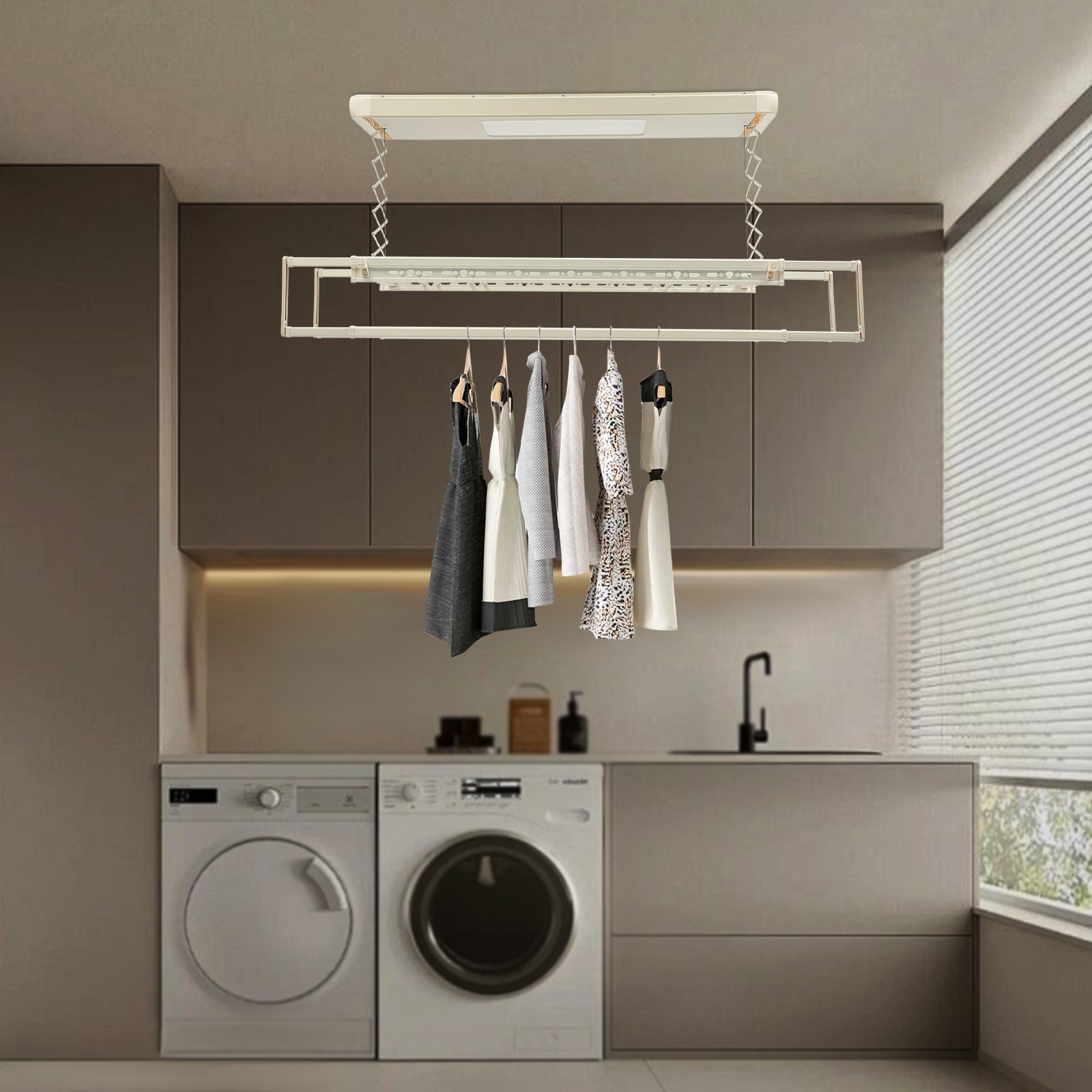 Electrical Retractable Airing Rack with Remote Control & Light 35kg/77.16 lbs