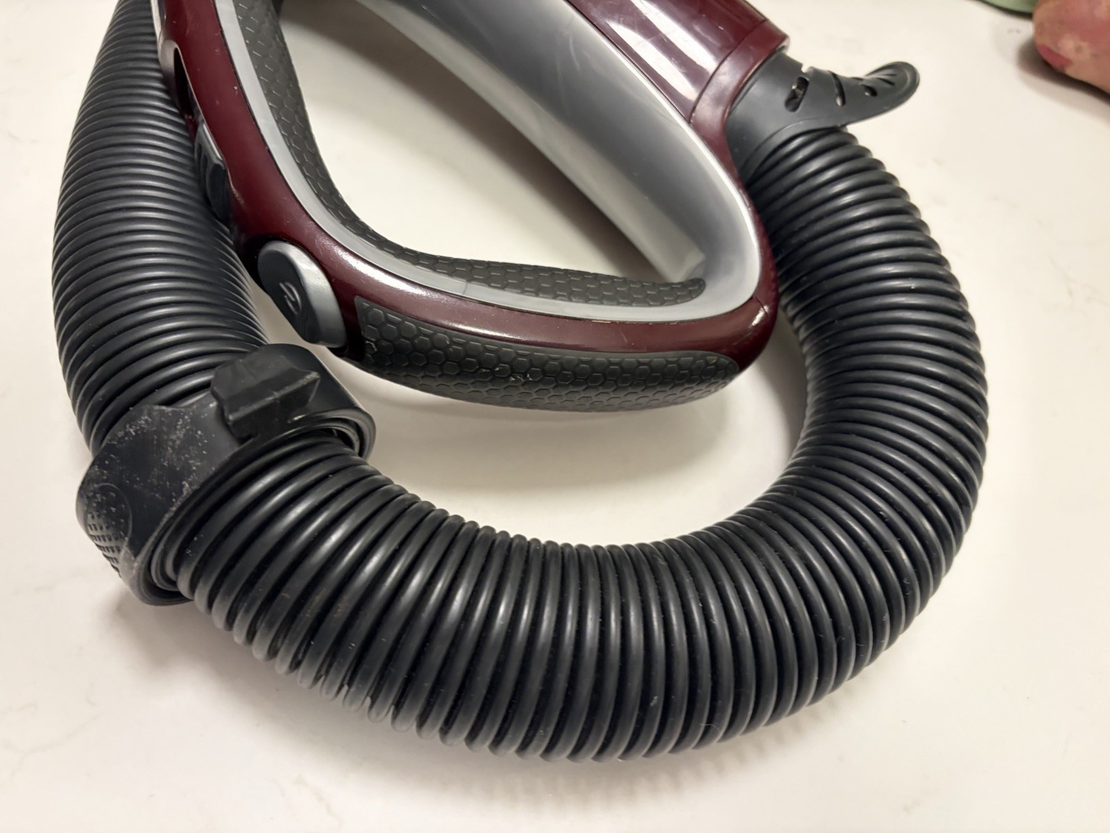 Shark NV650W NV750W NV652 NV752 NV753C Hose Handle Assembly OEM Burgundy EUC