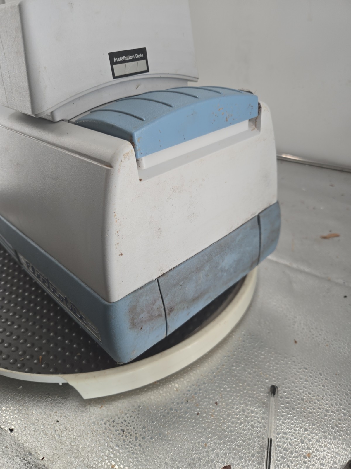 Electrolux areus lux 9000 vacuum canister motor base only model c134d runs Great