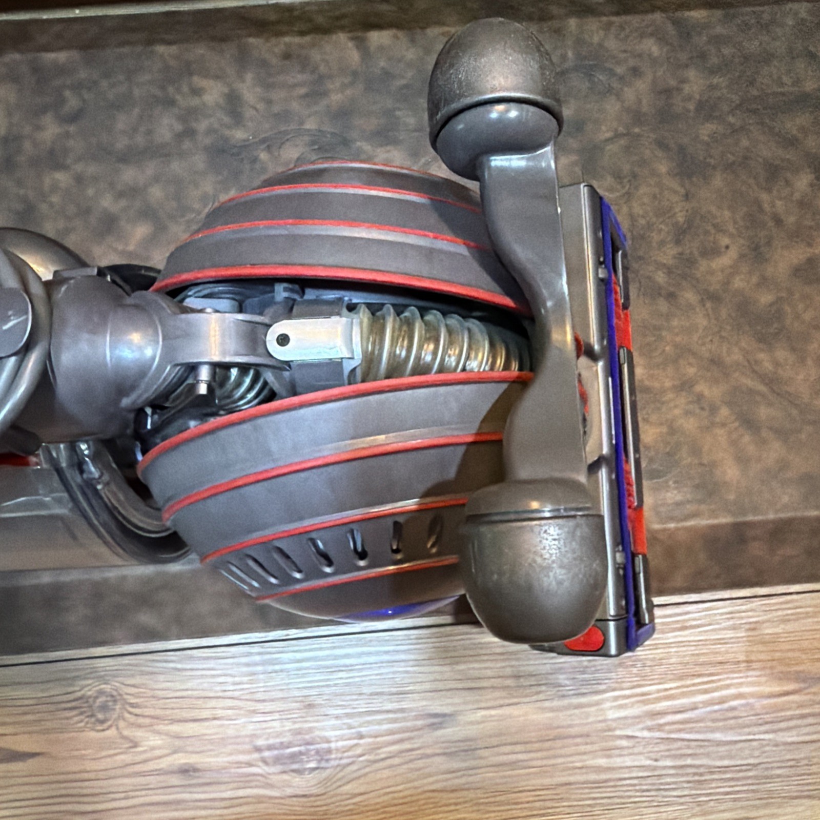 Dyson Animal 3 Purple Ball Upright Vacuum Cleaner w/Wand Tool.Good Working Cond.