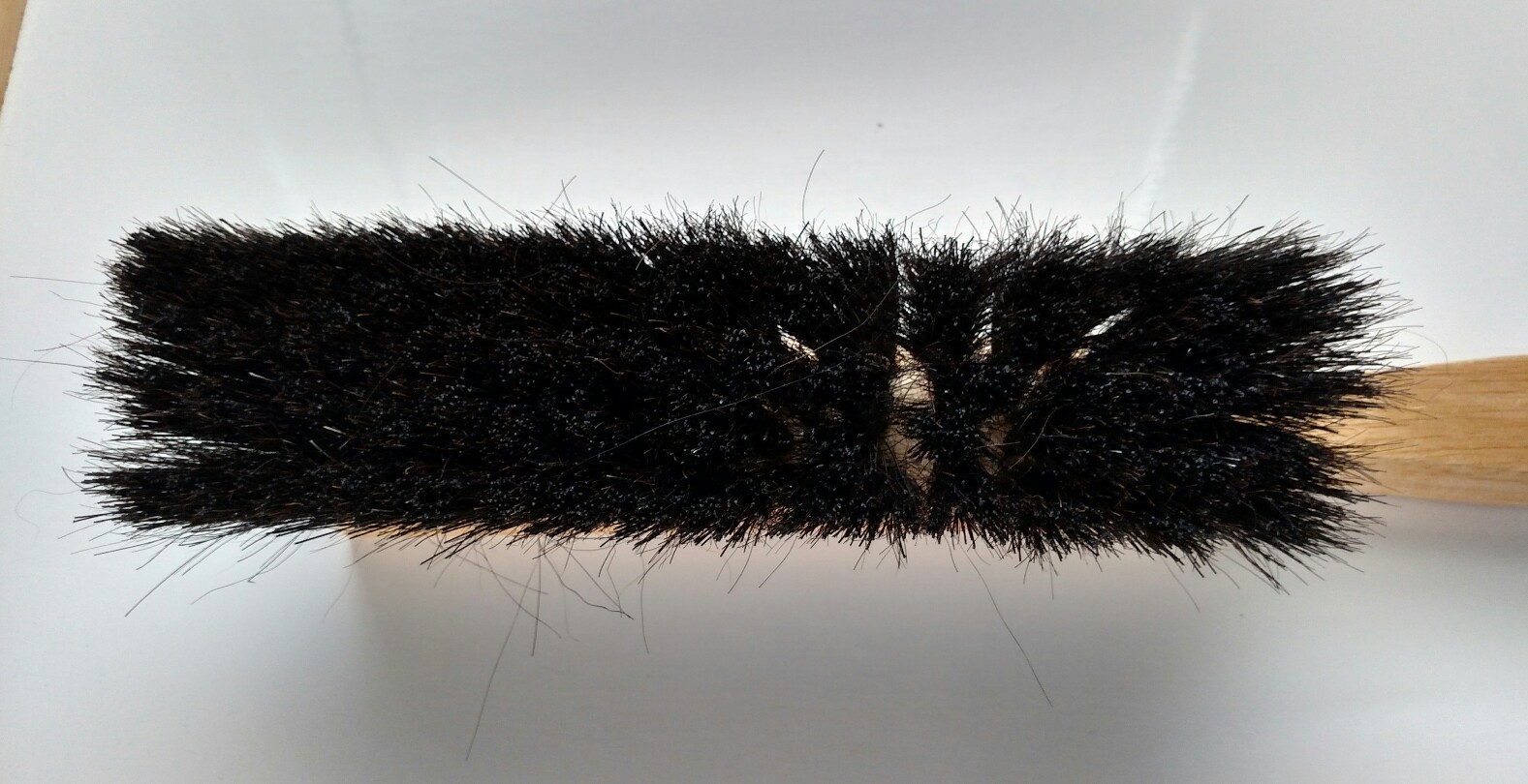 Counter Brush Wood Handle ~ 50 % Horsehair – 50 % Synthetic Bristles ~ 8″ Brush