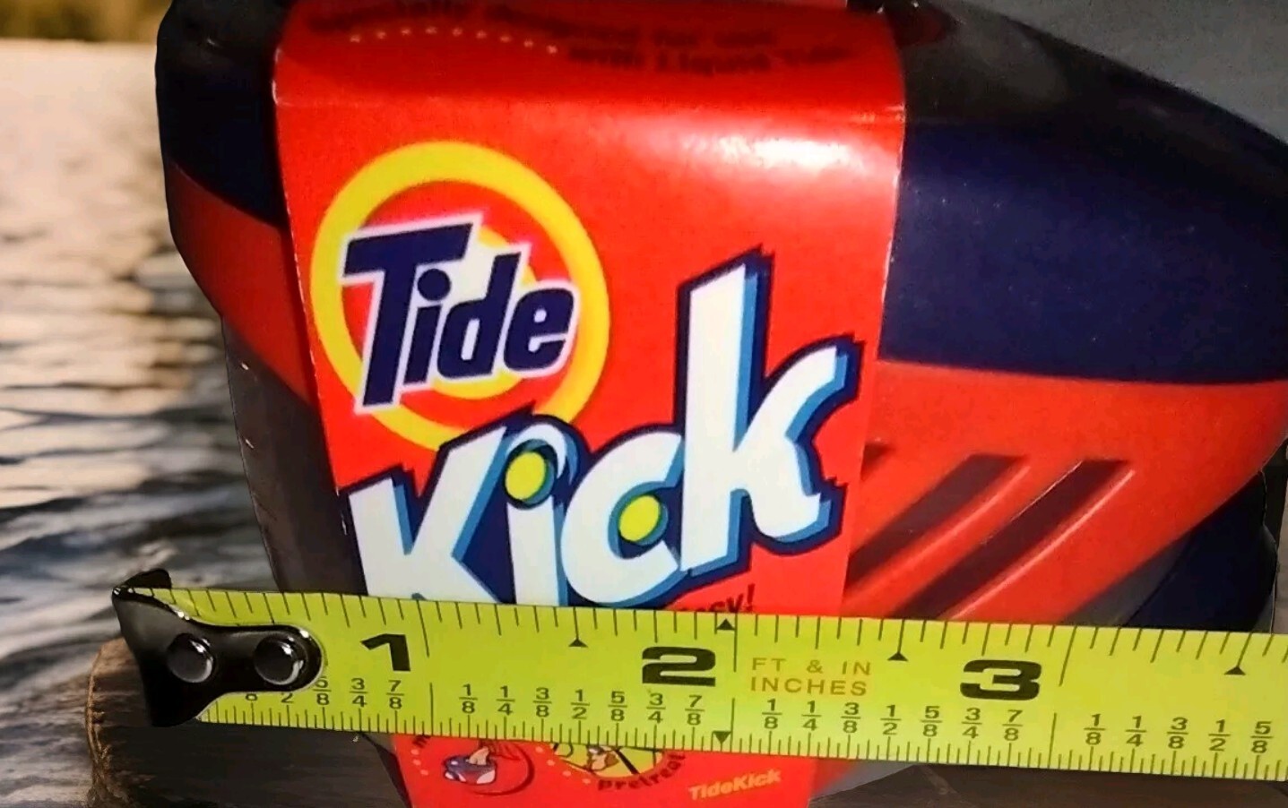 TIDE KICK STAIN PRETREAT DISPENSER LAUNDRY DETERGENT VTG DISCONTINUED 2000 Y2K