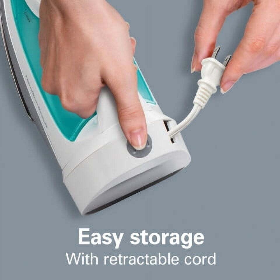 Retractable Cord Iron Steam Control Adjustable Steam Water Capacity 220 Ml