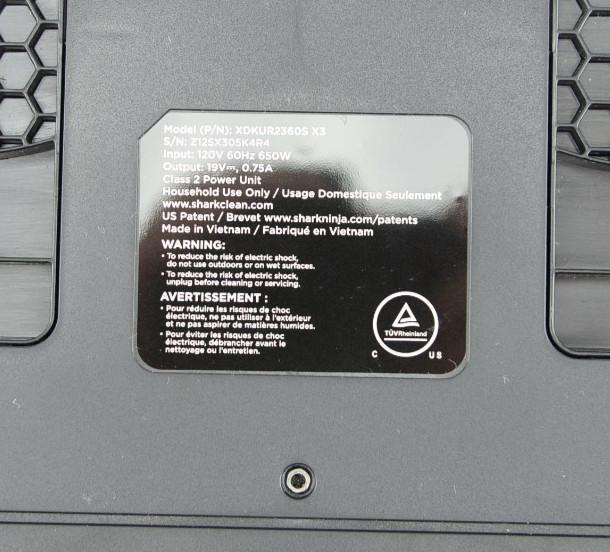 Shark Matrix Plus Robotic Vacuum UR2360EEUS Self Emptying w/Evacuation Dock