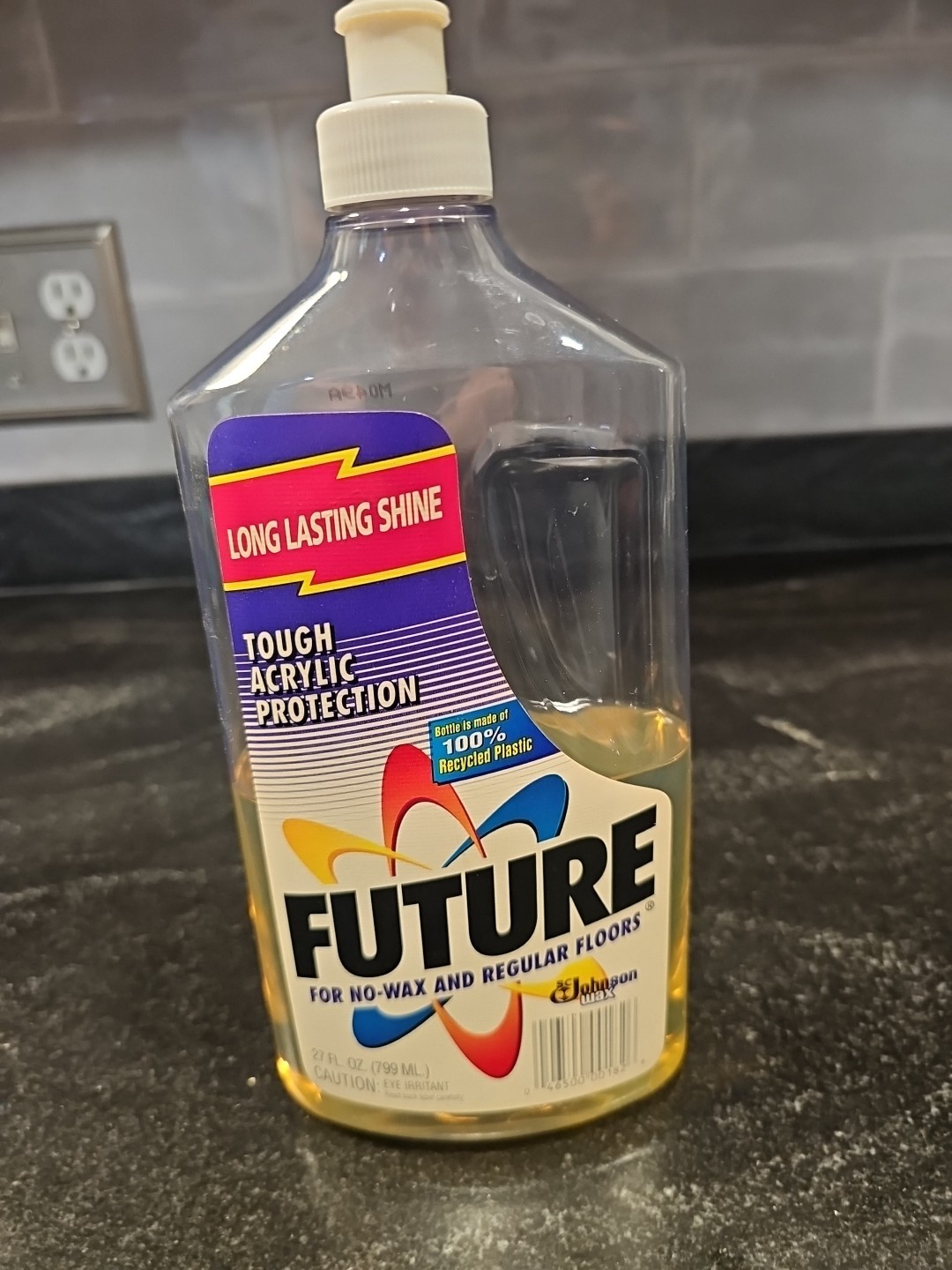FUTURE Premium Floor Finish Shine 27 oz SC Johnson Wax 50% Full Vtg