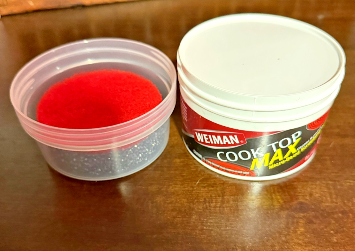 Weiman Cooktop Cleaner Paste, Easily Remove Burned Food and Grease- Brand New