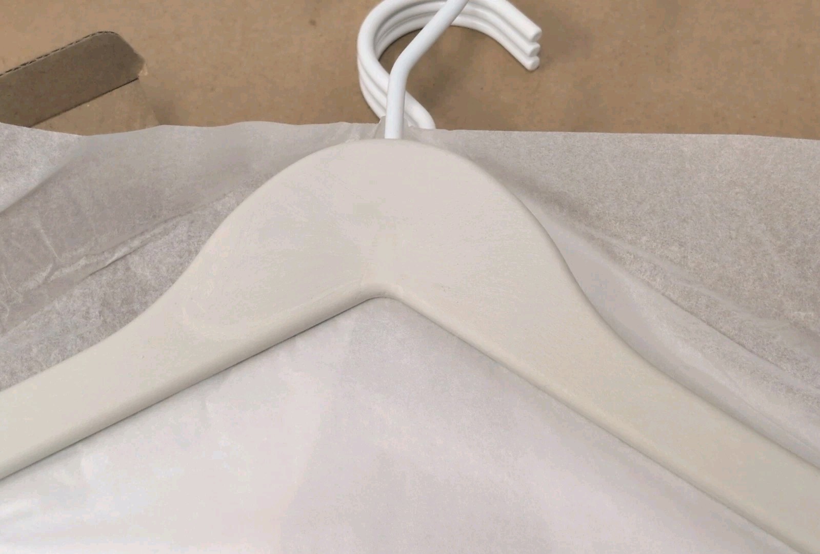 Design Within Reach DWR Hay Recycled Hangers White Case Lot Of 24 New Unopened