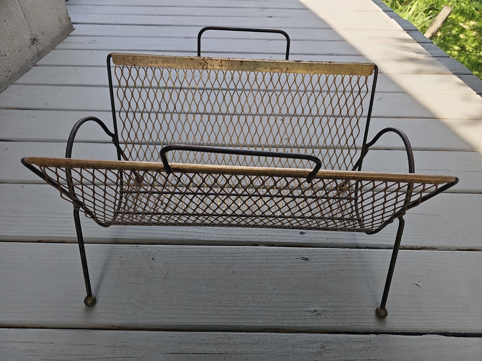 Vintage Metal Magazine Rack-Cut Out Mesh Sides-Record Holder-MCM Gold Black