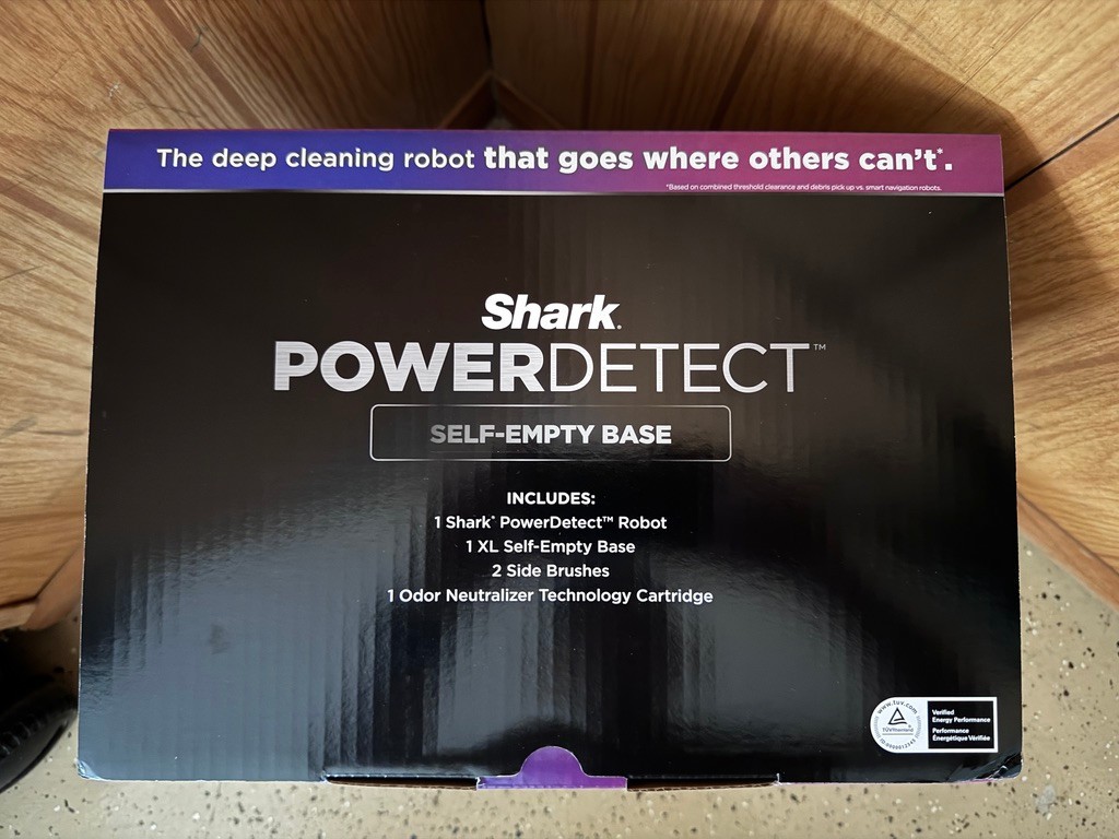 Shark PowerDetect Self-Emptying Robot Vacuum – RV2820AE | NEW IN BOX