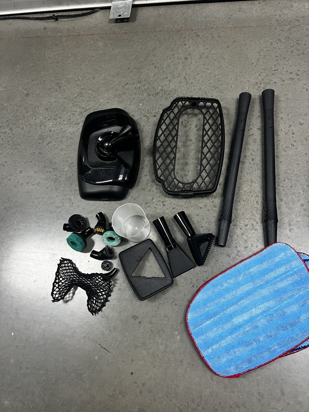 McCulloch MC1375 Steam Cleaner with 20 Accessories – Chemical-Free Cleaning