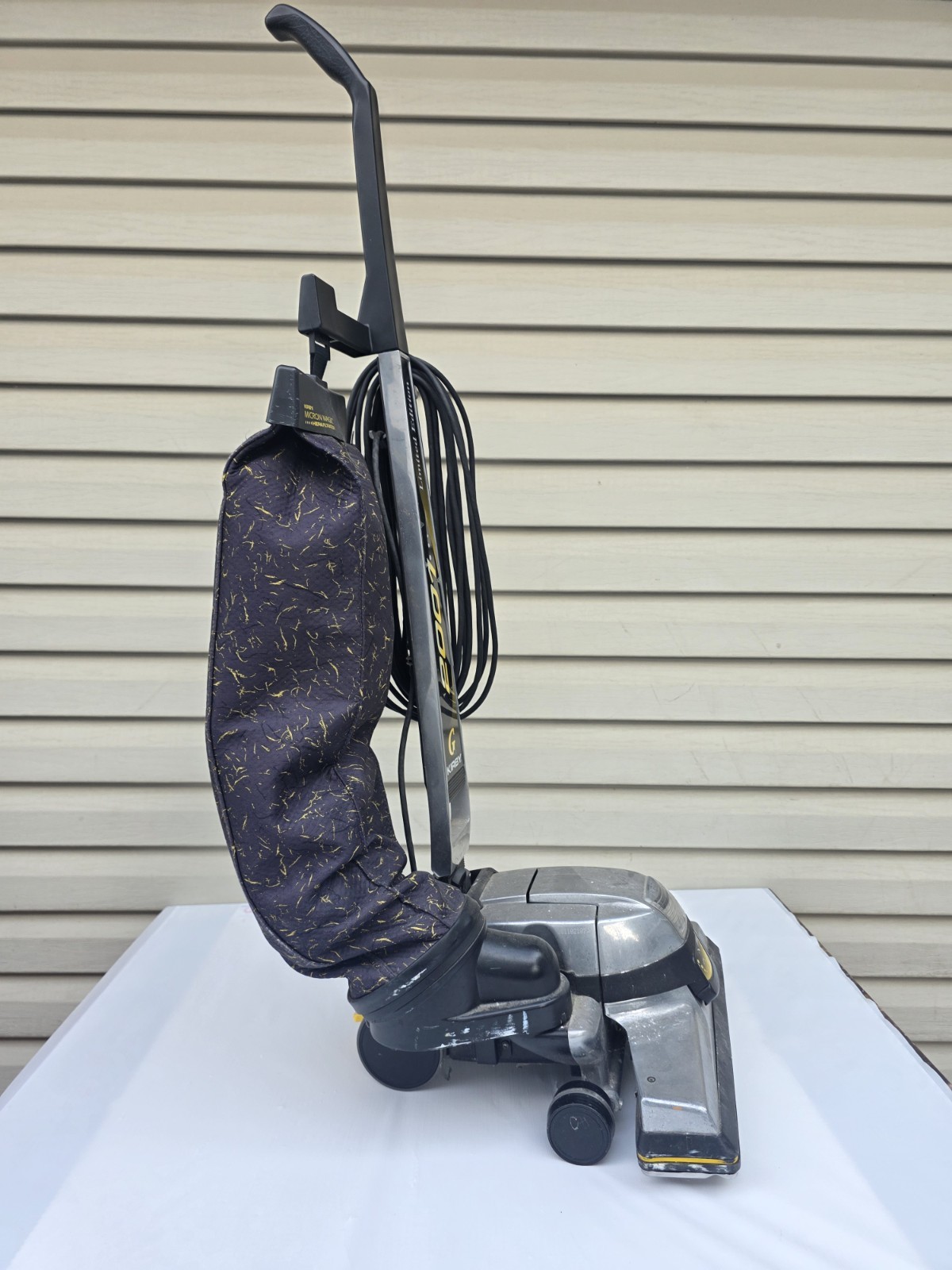 Kirby G6 2001 Limited Edition Vacuum Cleaner G6 Tested And In Great Working Cond