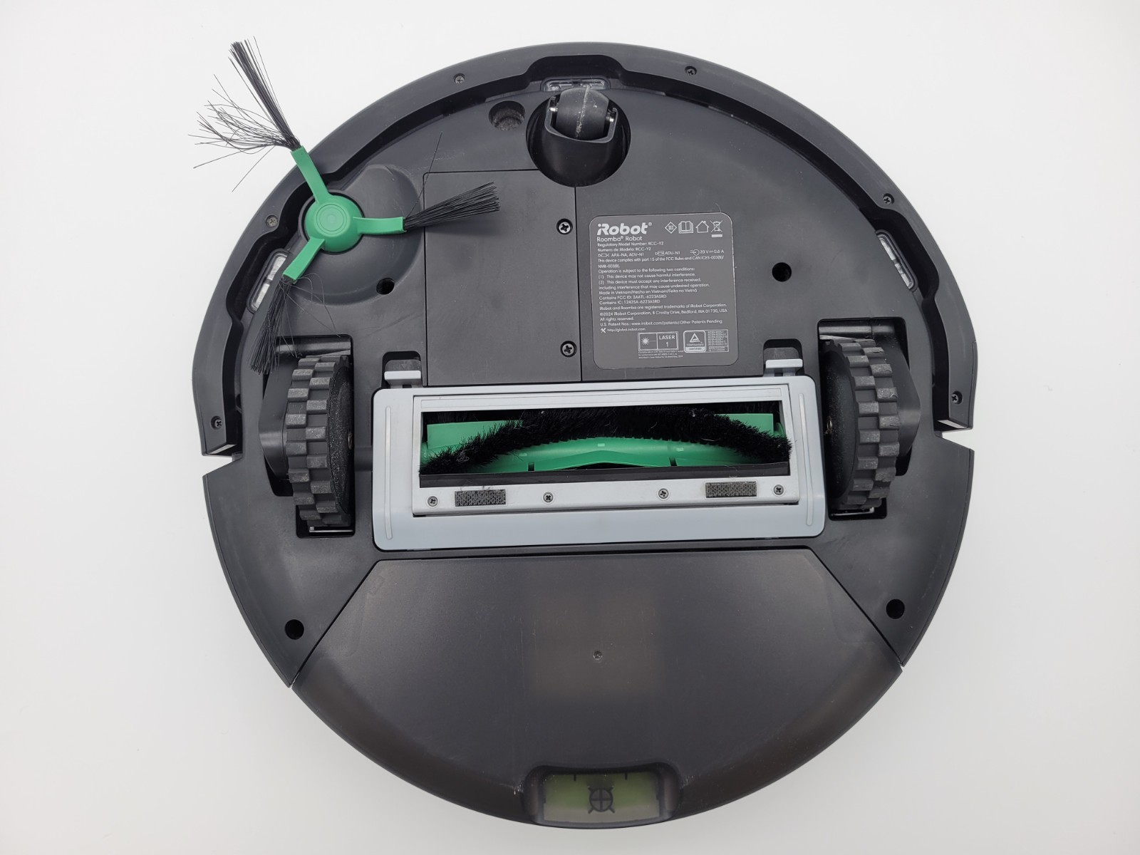 iRobot Roomba 105 Vac Robot Vacuum – Easy to use, Intense Power-Lifting Suctioni