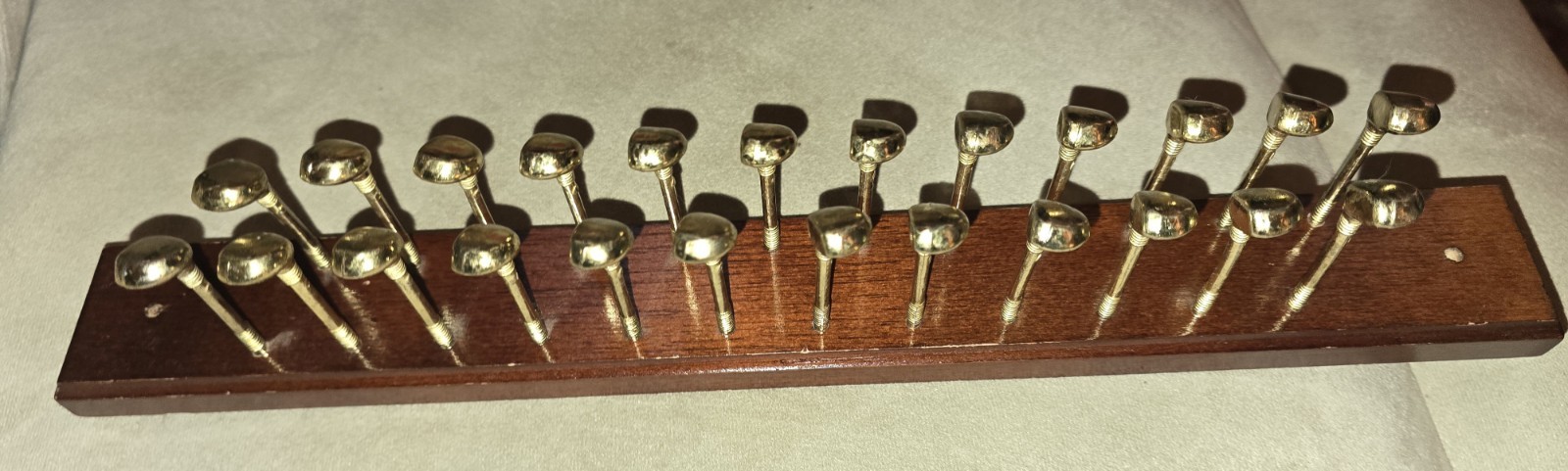 Vintage Mens Golf Club Tie Rack holder 24 brass pegs wood wall mounted