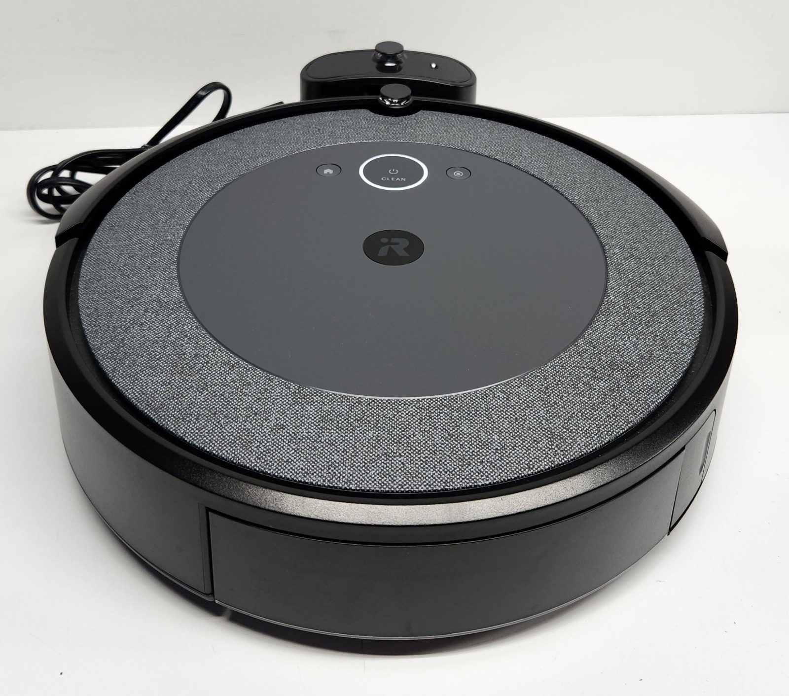 iRobot Roomba I5 Robot Wi-Fi Vacuum and Charging Dock, Tested