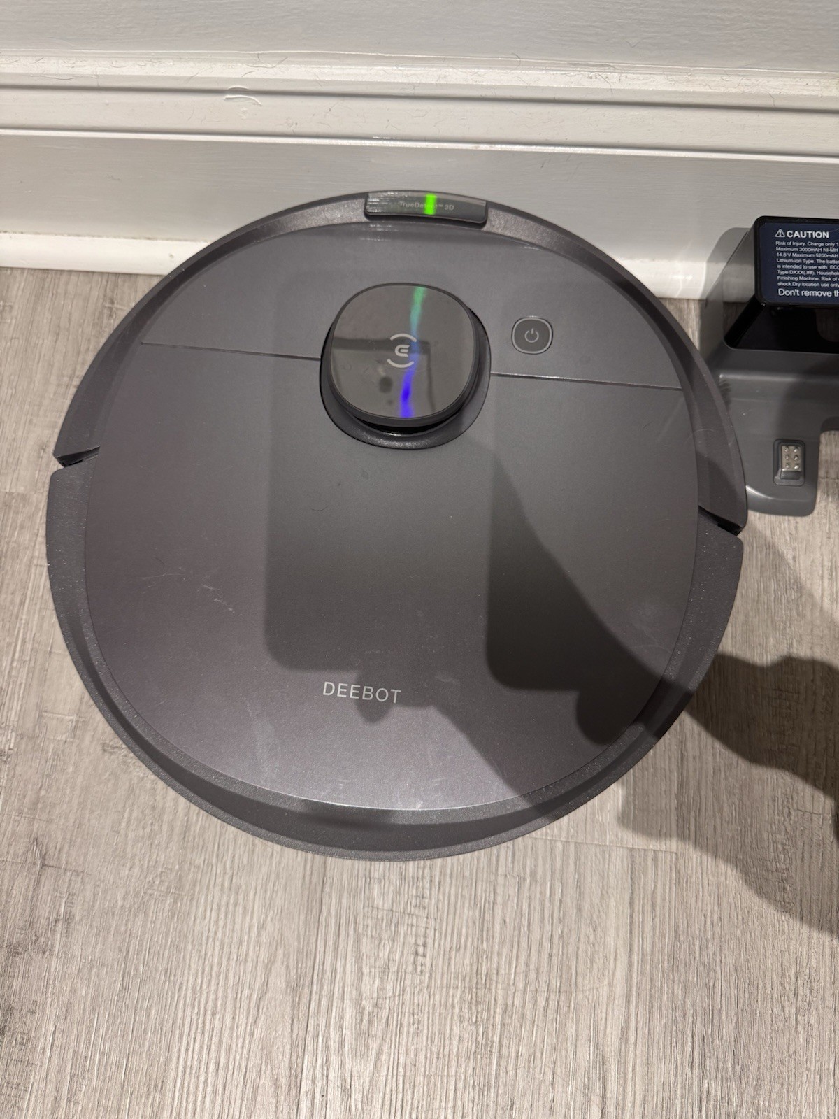 DEEBOT Ozmo T8 Robotic Vacuum Cleaner Bagless Cordless w/ Charging Dock, Black