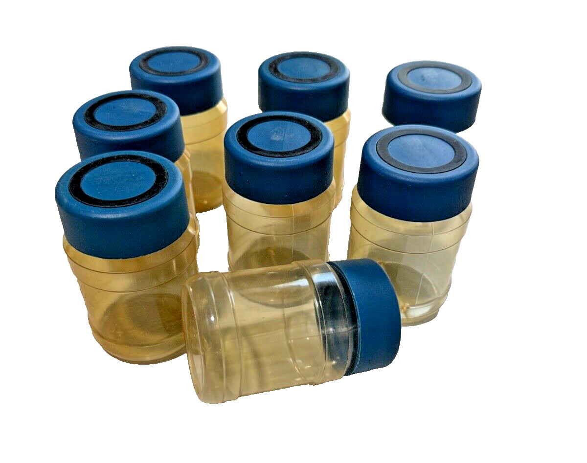 HANGING STORAGE JARS CLEAR PLASTIC MAGNETIC TOP STORAGE CONTAINER SET OF 8