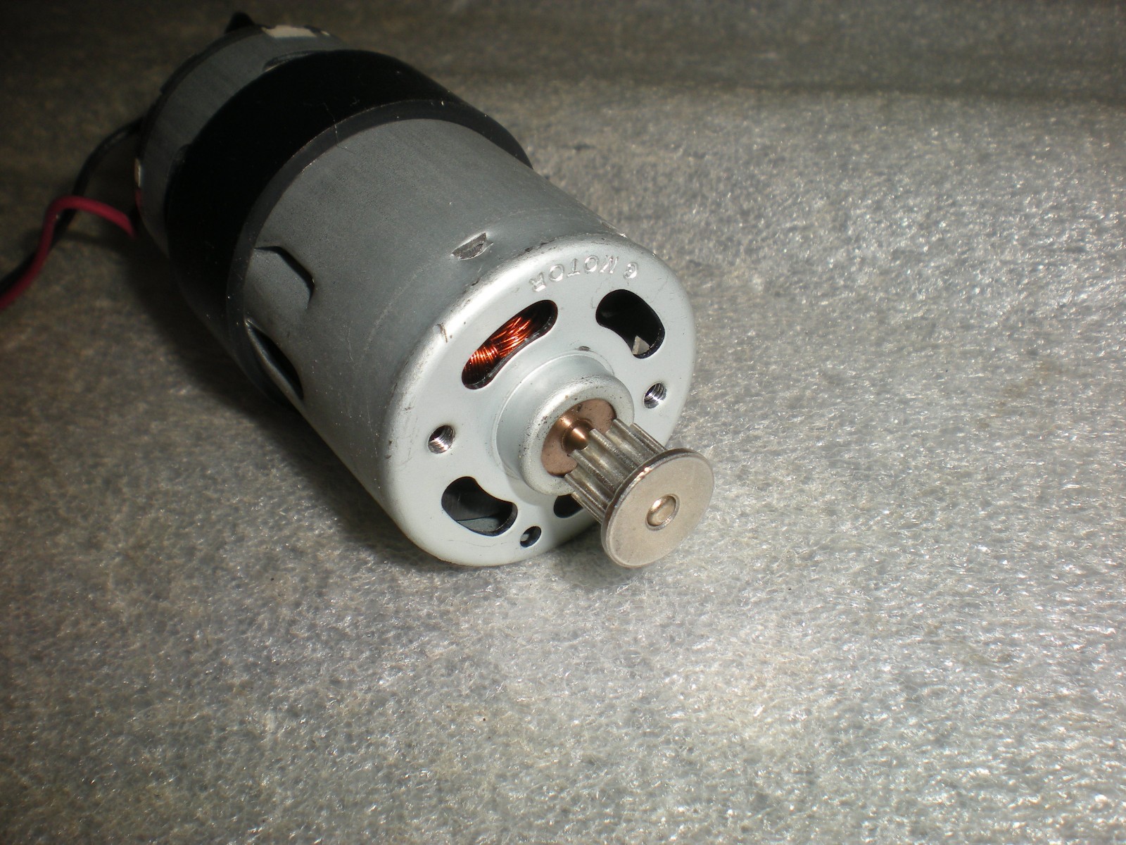 Eureka NEC451BL ReactiSense Cordless Stick Vacuum Power Head Roller Brush Motor