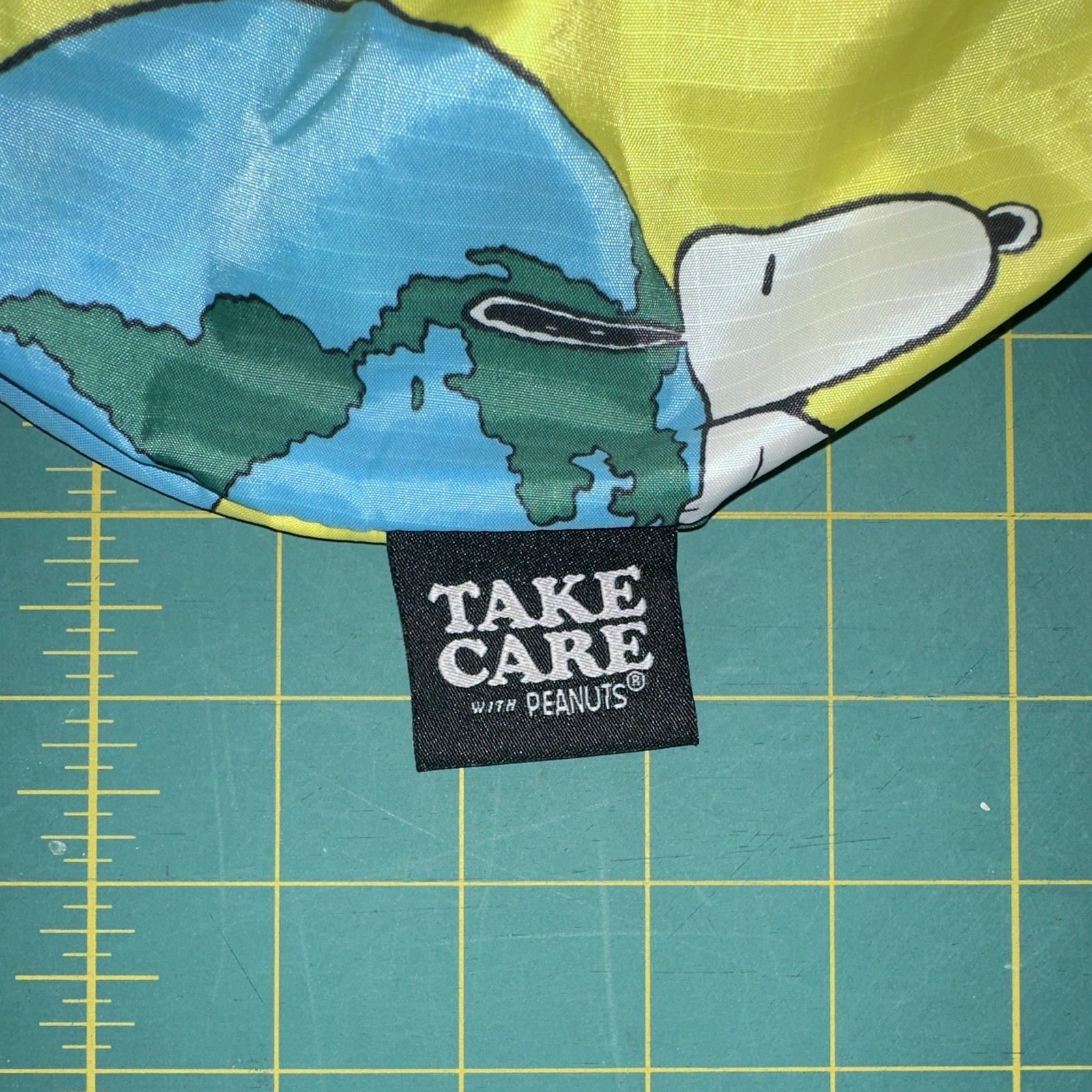 BAGGU Yellow Peanuts Snoopy Take Care All-Over Print Nylon RARE OUT OF PRINT