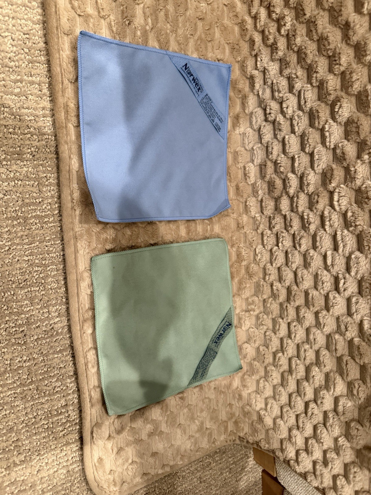 Norwex 25″ Body Scrubber Gray Baclock & 2 Wash Cloths Blue / Green