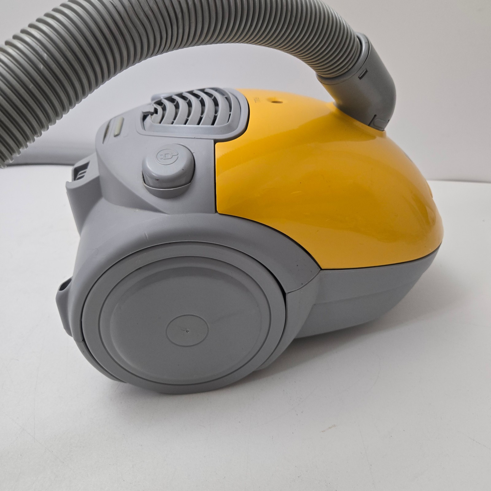 Kenmore Vacuum 721 Yellow Bagless Compact Canister W/Hose Used