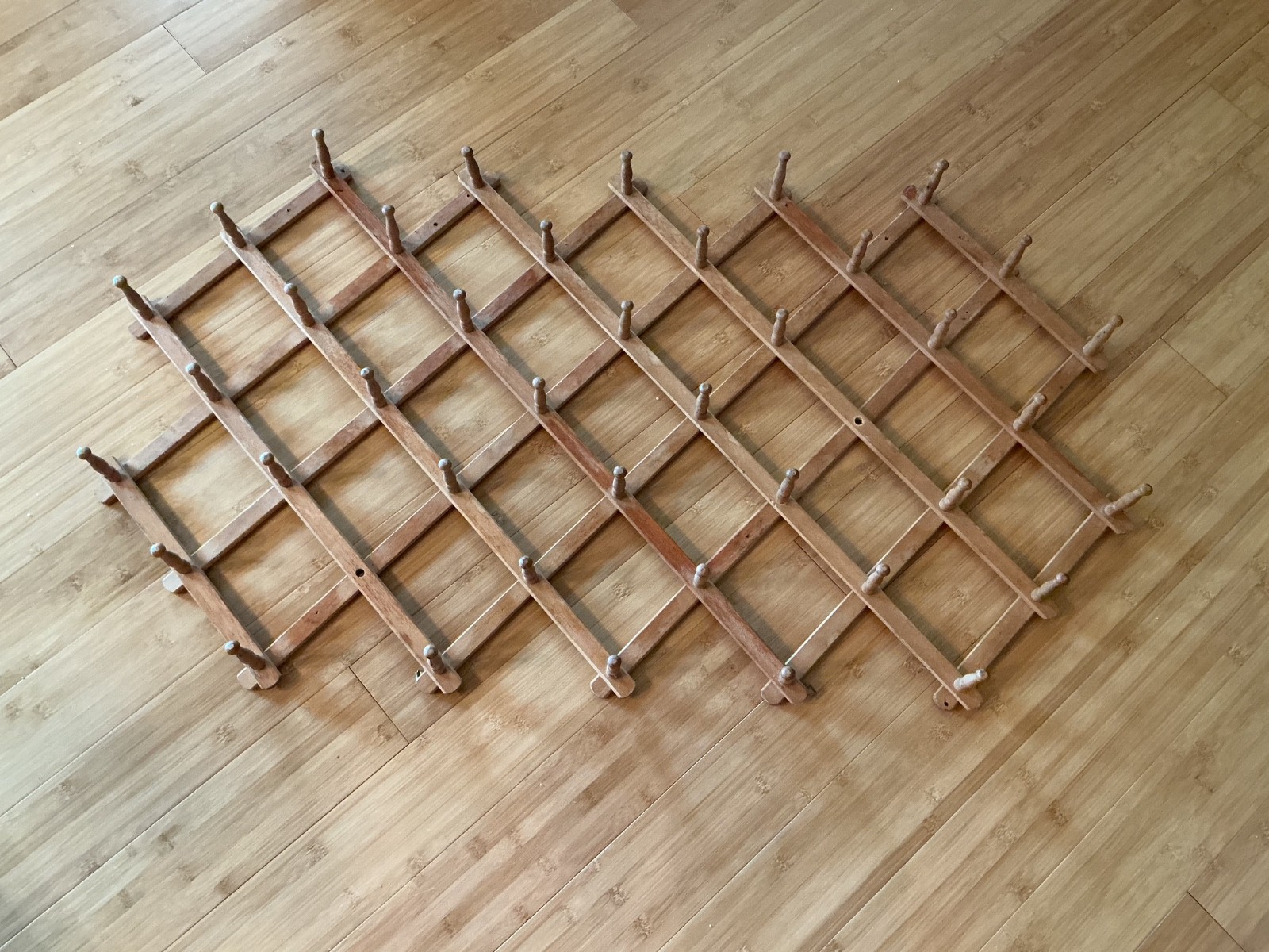 Vintage Wooden Accordion Expandable Folding 42 Peg Coat Hat Rack Wall Hanger