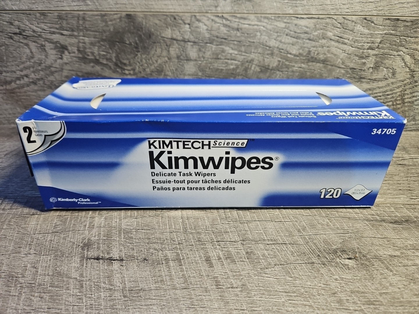 Kimberly Clark Kimwipe Disposable Wipers 120 Count 34705 2 Ply 11.2×12.3″