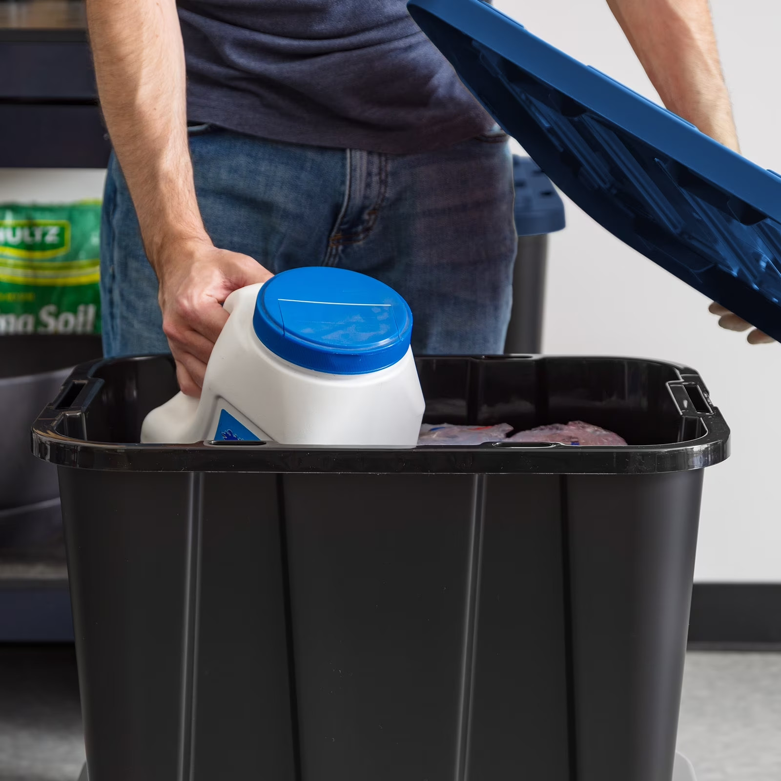 [4 PACK] IRIS 12 Gal Plastic Storage Containers Latching Lids