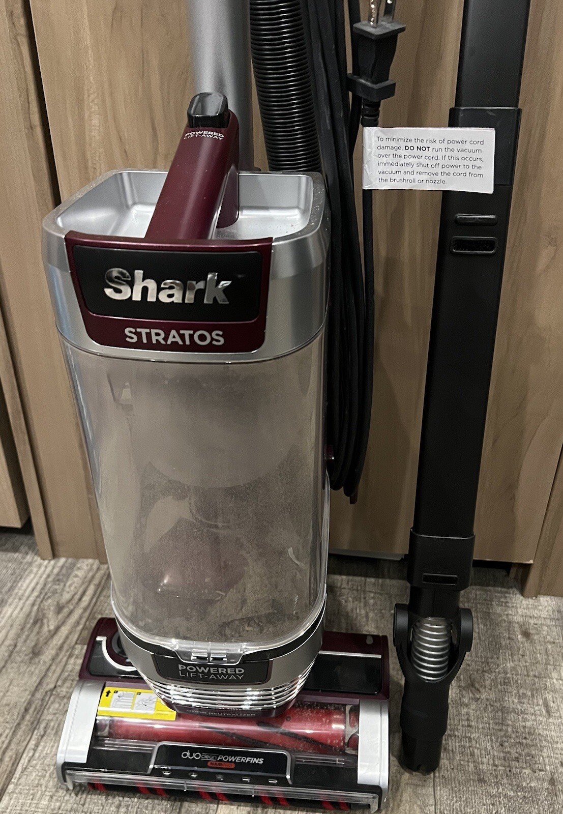 Shark AZ3000 Stratos Upright Vacuum with DuoClean PowerFins HairPro