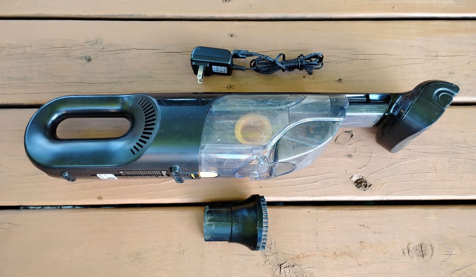 Shark CH951 UltraCylone Cordless Hand Vacuum w/ Charger & Attachments