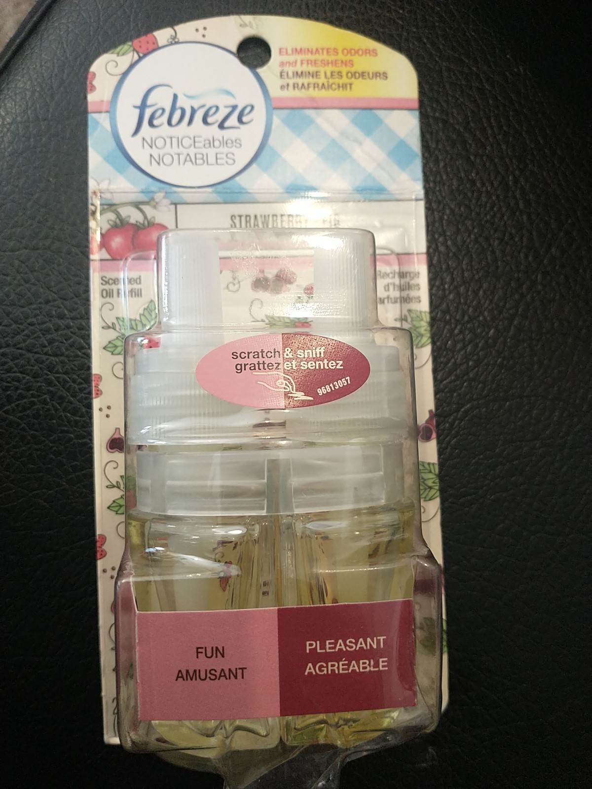 Febreze NOTICEables Strawberry – Fig Discontinued Scent Refill Limited Edition