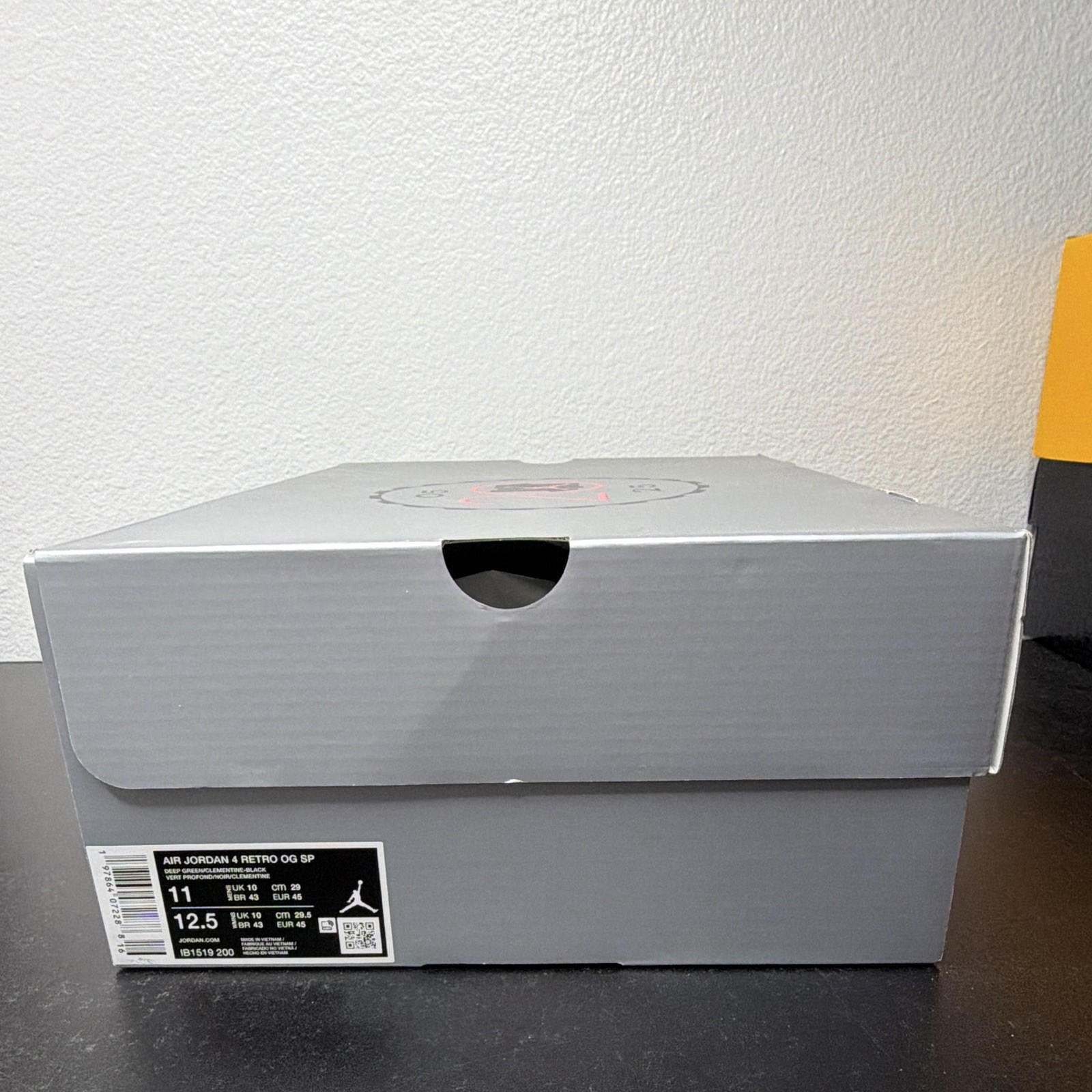 Nike Air Jordan 4 Retro OG SP Undefeated BOX ONLY / NO SHOES IB1519-200 Size 11