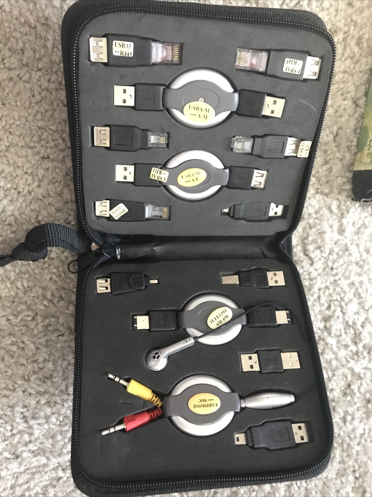 TRAVEL EASY CABLE BAG. NEW, SEE DETAILS