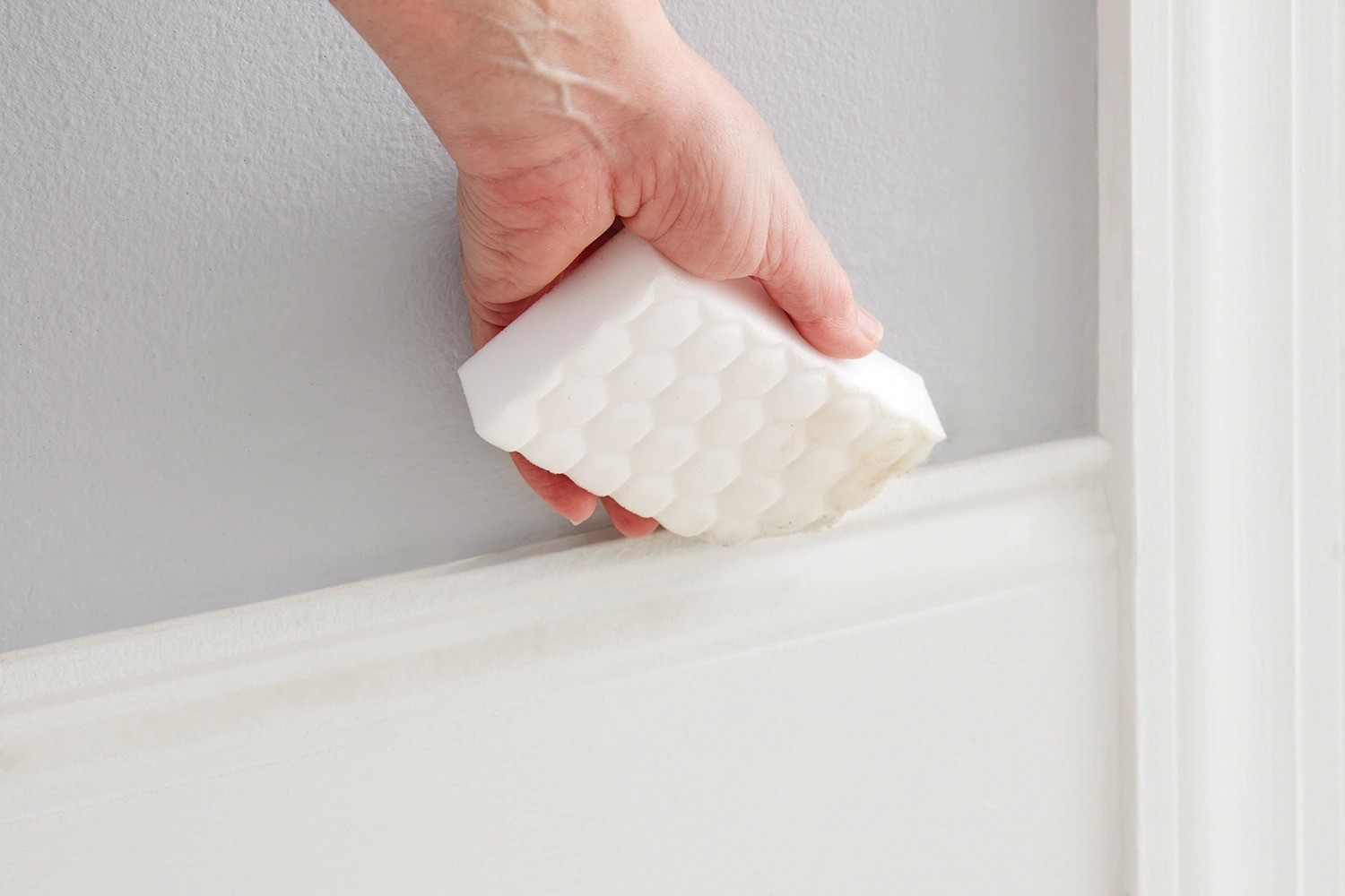MOXIE Extra Strength Eraser Pads Melamine Cleaning pad 4 Pack