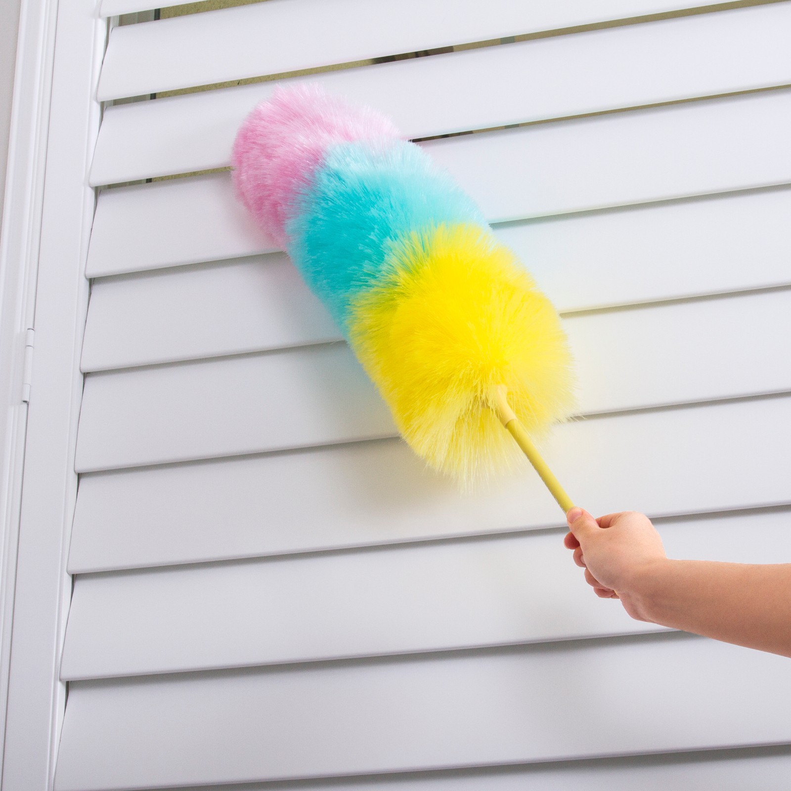 Static Duster – 27″ Large Electrostatic Feather Duster (Assorted Colors)
